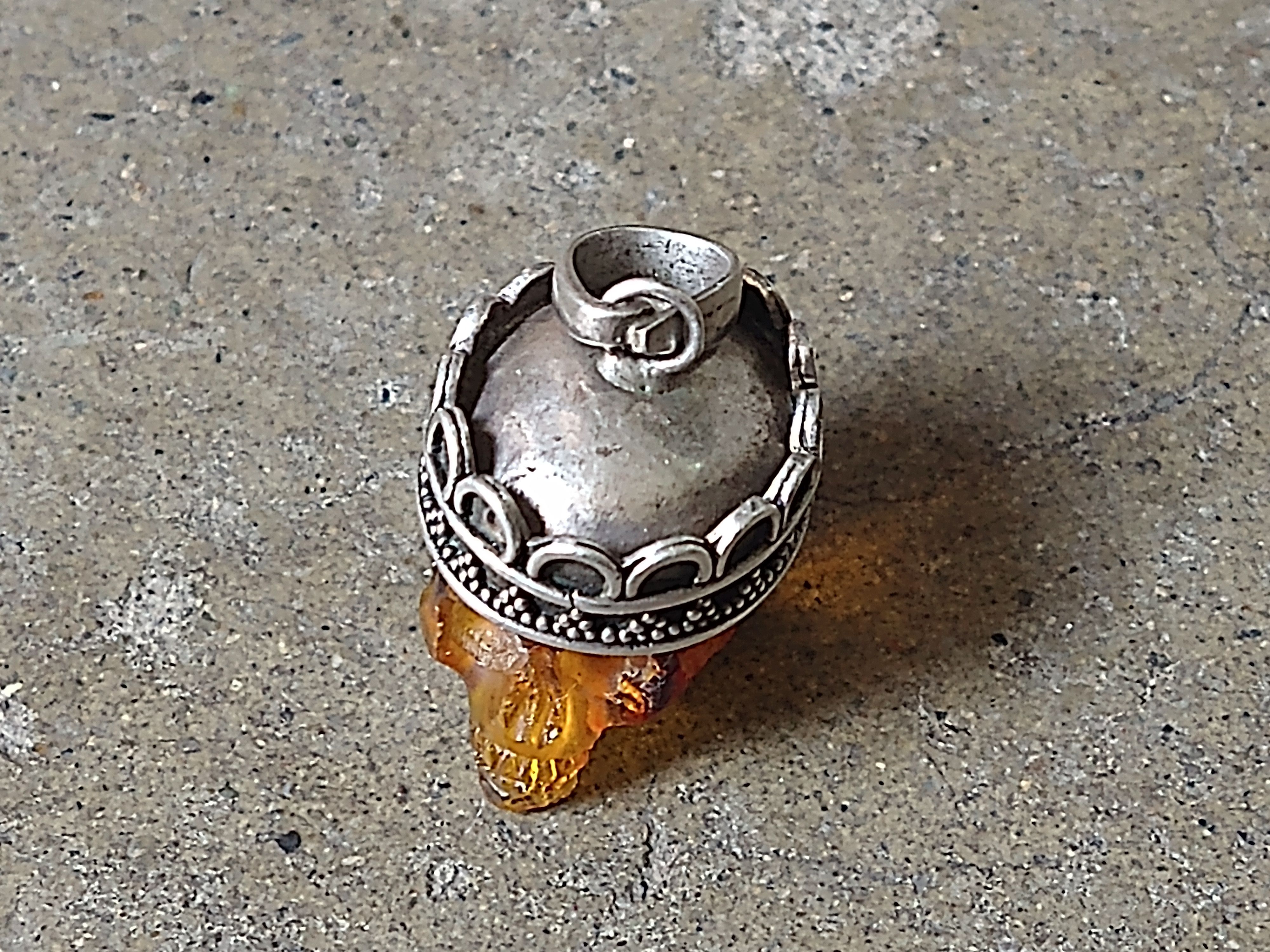 Jewelry Vintage Sterling Silver Pendant Orange Skull Crown Size ONE SIZE - 5 Thumbnail