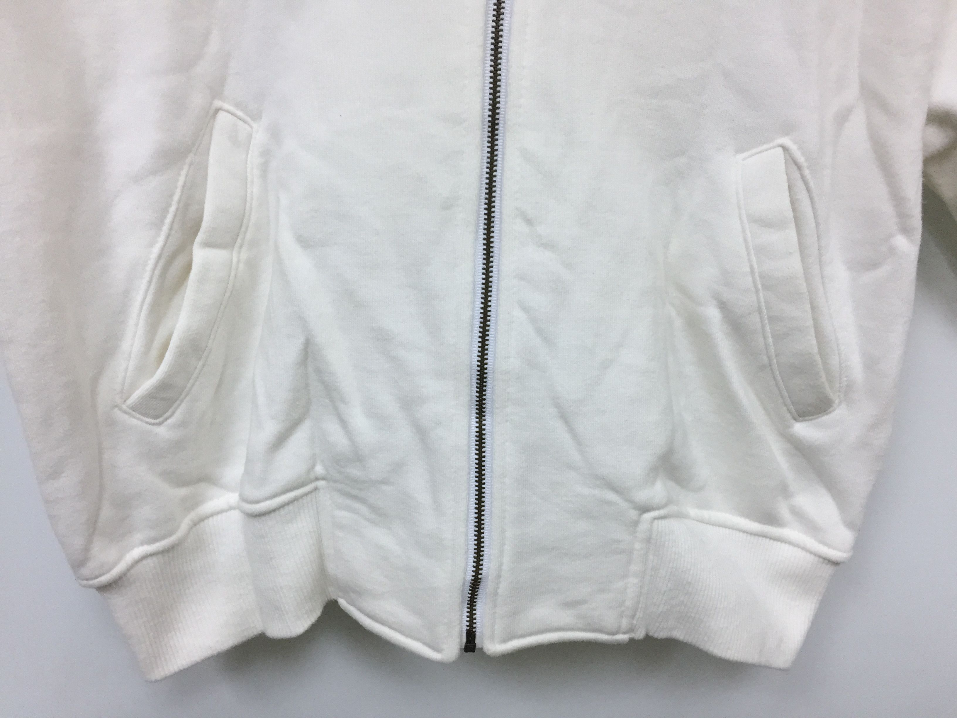 90's IS iconic logo crop hoodie