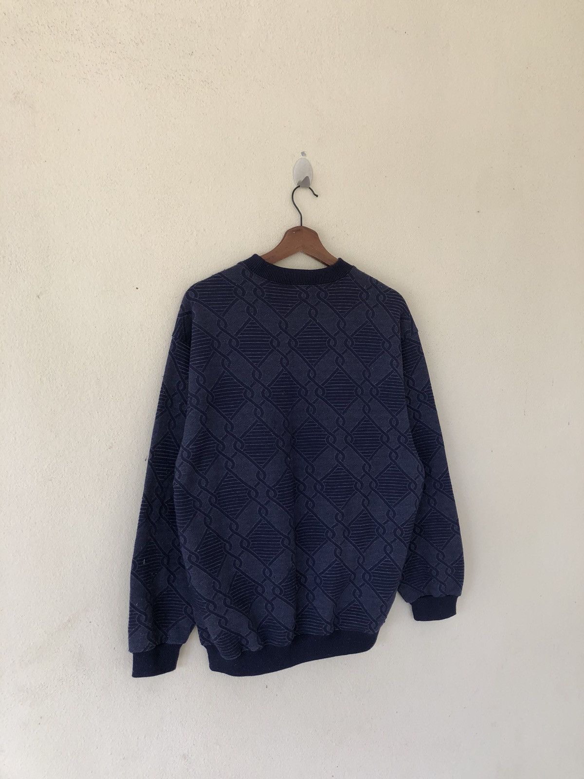 Gianni Valentino × Valentino × Vintage Vintage Gianni Valentino Golden Embroidered Sweatshirt Size US M / EU 48-50 / 2 - 4 Thumbnail