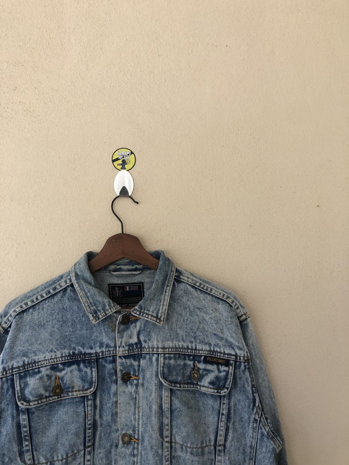 Japanese Brand Vintage Pluc Nic Denim Acid Wash Jacket Size US M / EU 48-50 / 2 - 3 Thumbnail