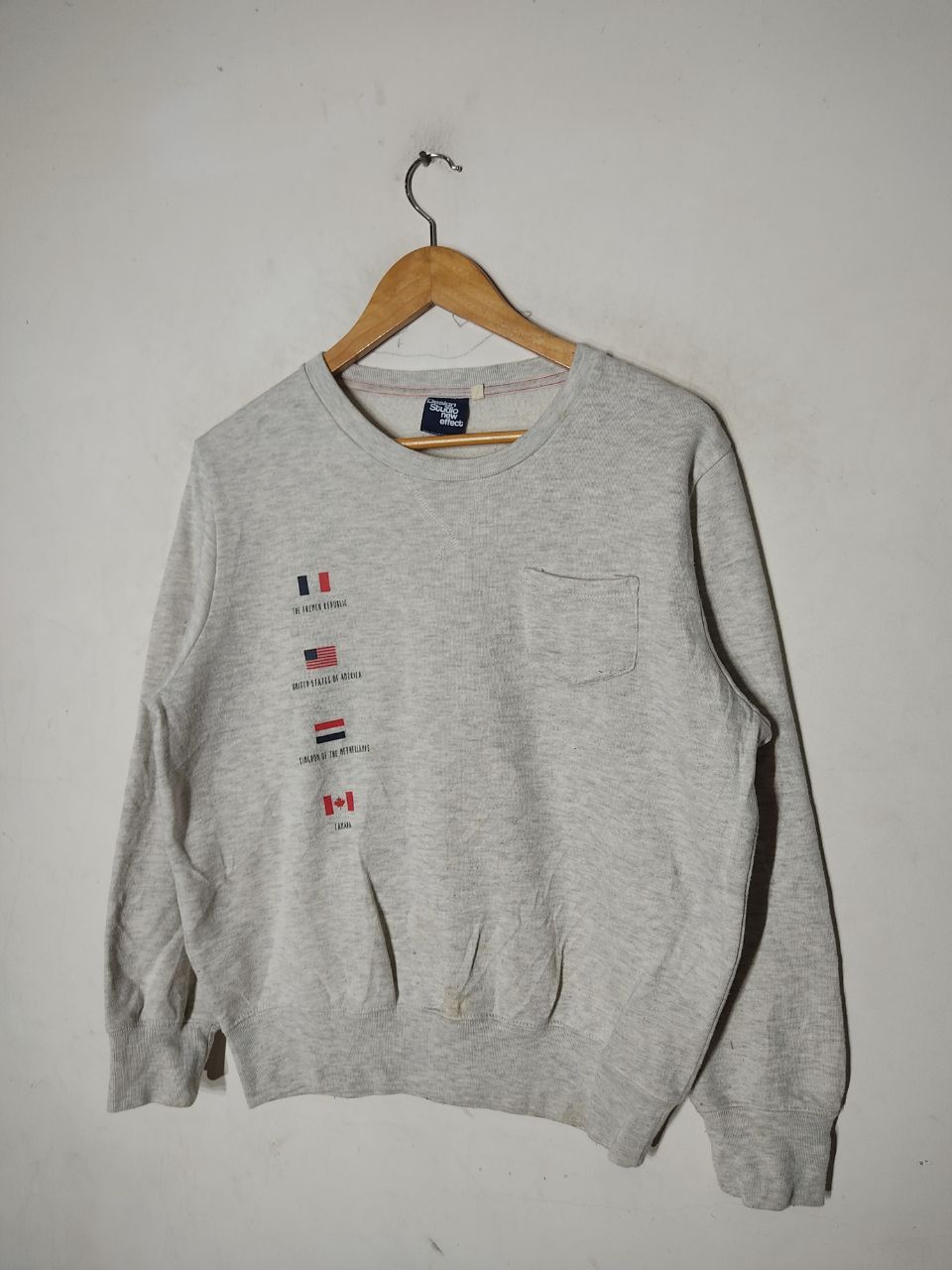 Japanese Brand × Vintage DESIGN STUDIO NEW EFFECT MULTIFLAG SWEATSHIRT Size US M / EU 48-50 / 2 - 1 Thumbnail