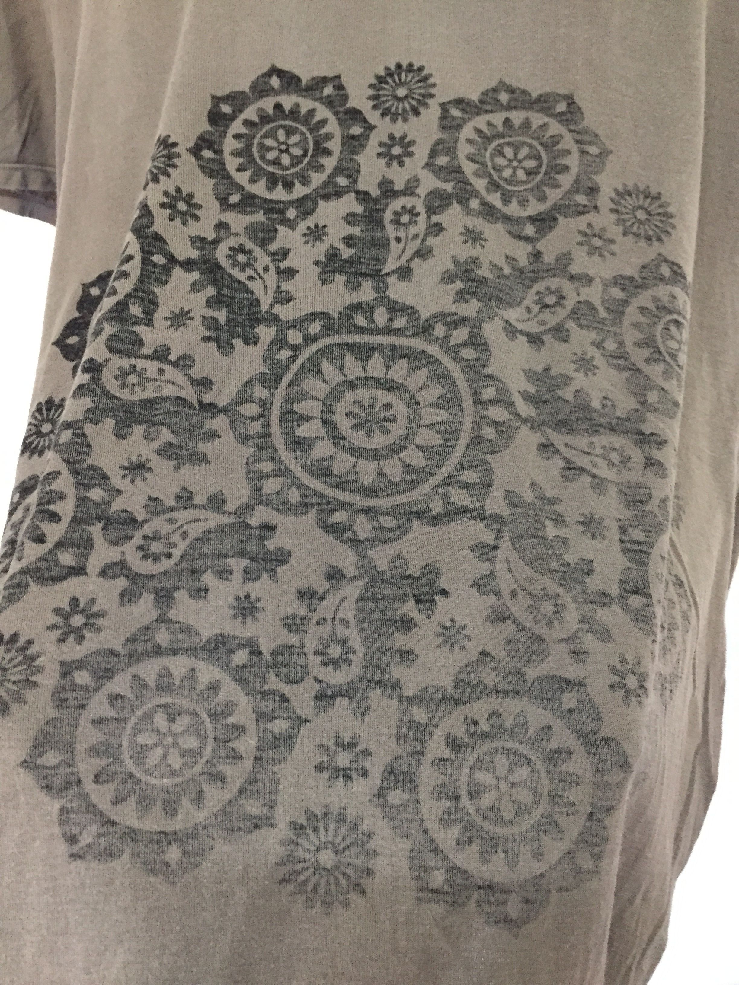 FACTOTUM Factotum paisley abstract war design tee Size US M / EU 48-50 / 2 - 4 Thumbnail