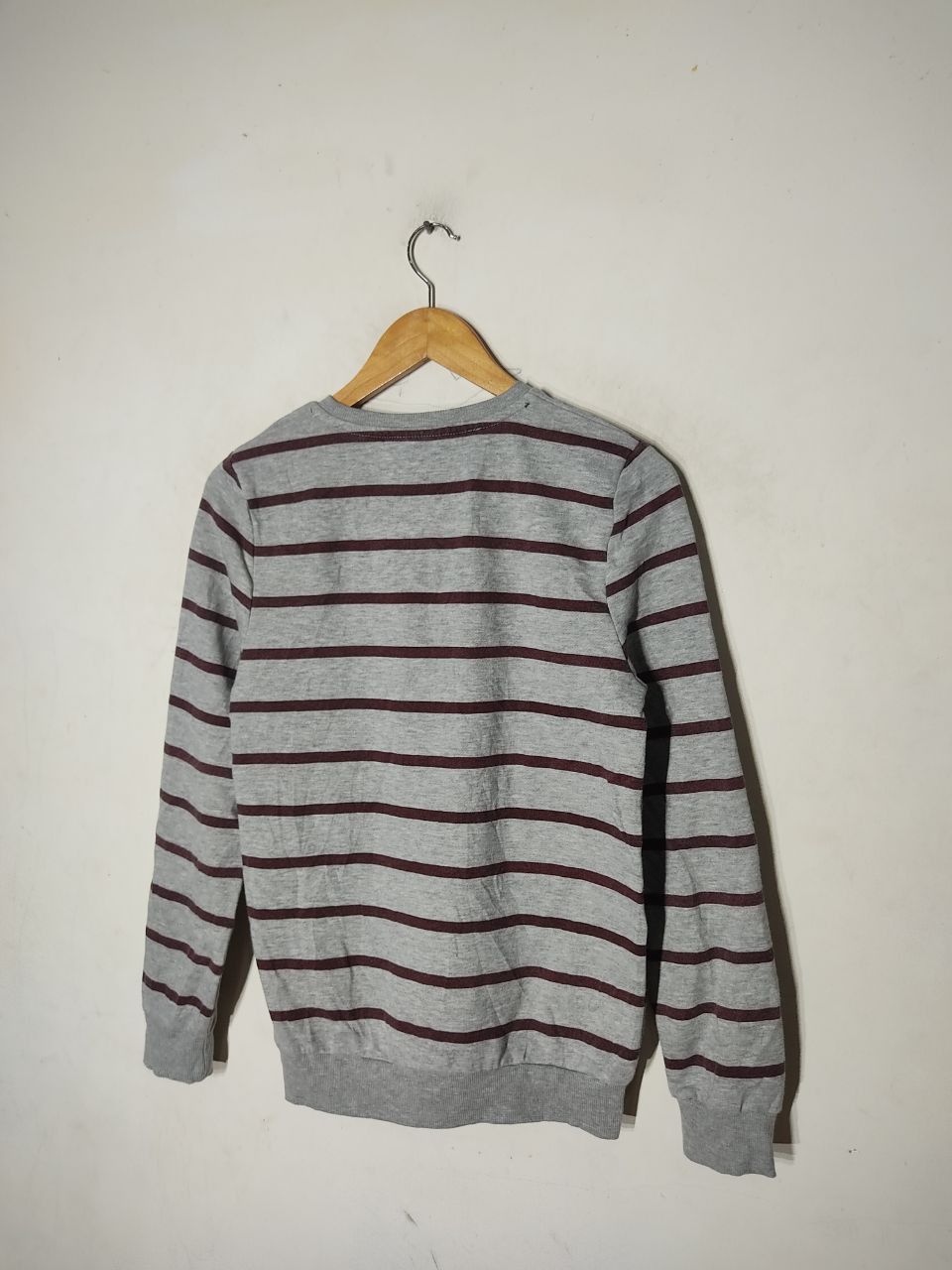 ICON Motorsports HARRY POTTER GRYFFIDOR STRIPE SWEATSHIRT Size US S / EU 44-46 / 1 - 3 Thumbnail