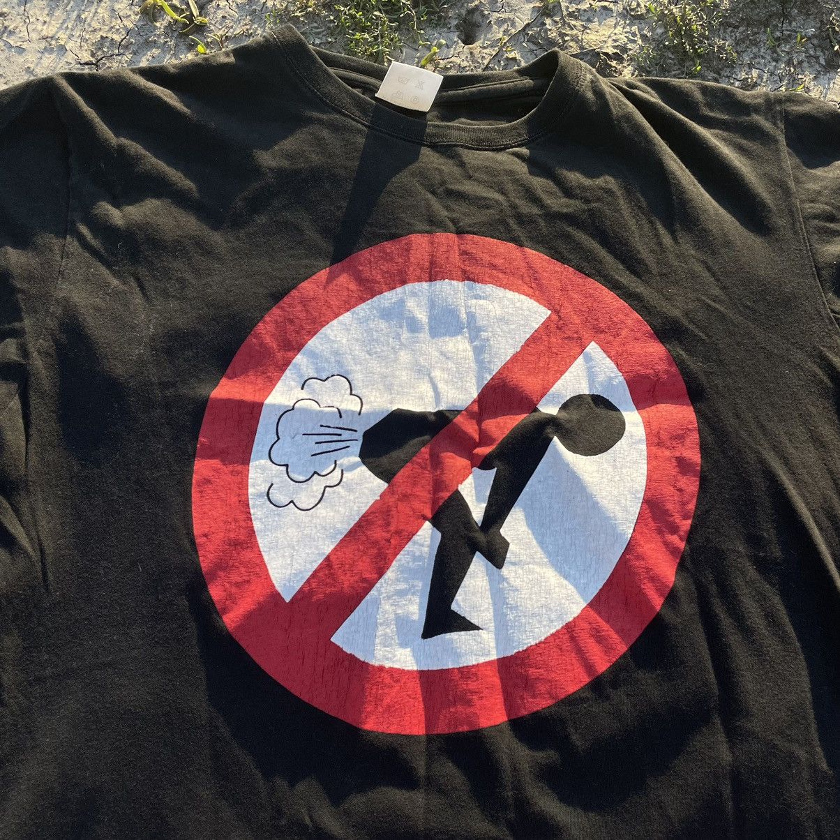 Vintage Vintage Y2K ADULT “ No Fart Please “ Buymypiece Tee Size US S / EU 44-46 / 1 - 5 Thumbnail