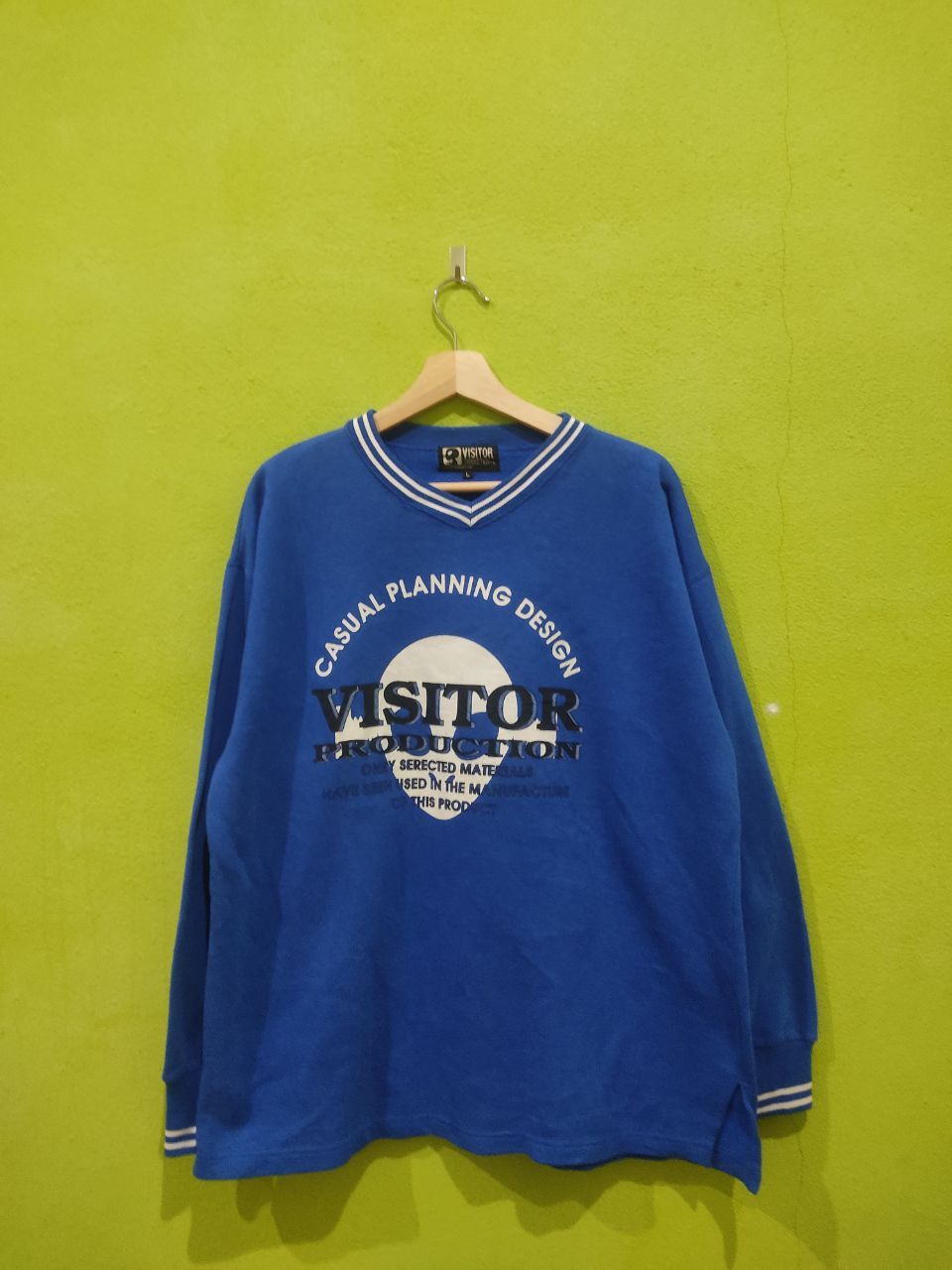 Japanese Brand × Vintage Vintage Alien Visitor Blue Sweatshirt Size US L / EU 52-54 / 3 - 1 Thumbnail
