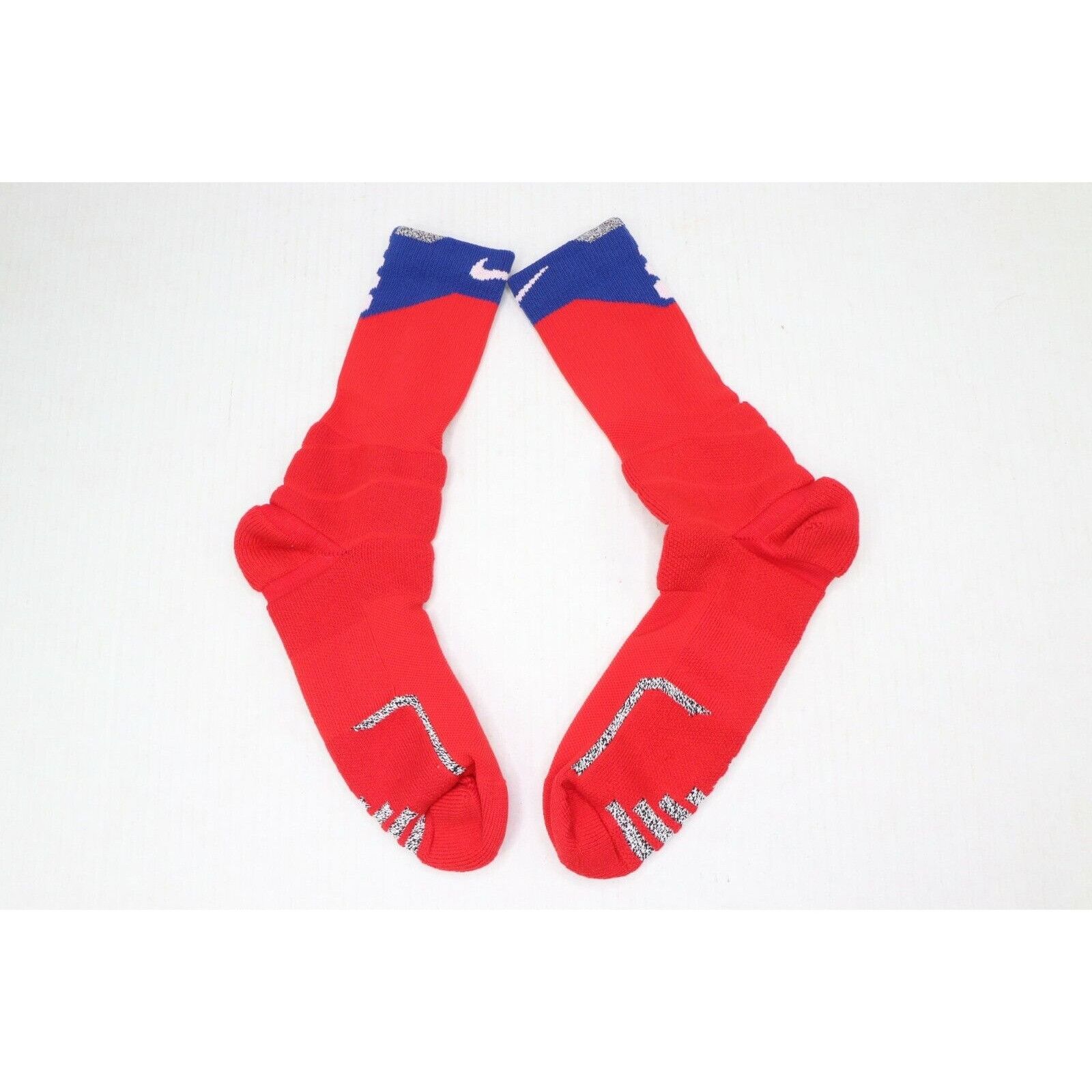 Nike New Nike Team Issued Detroit Pistons Basketball Socks Red Size ONE SIZE - 10 Thumbnail