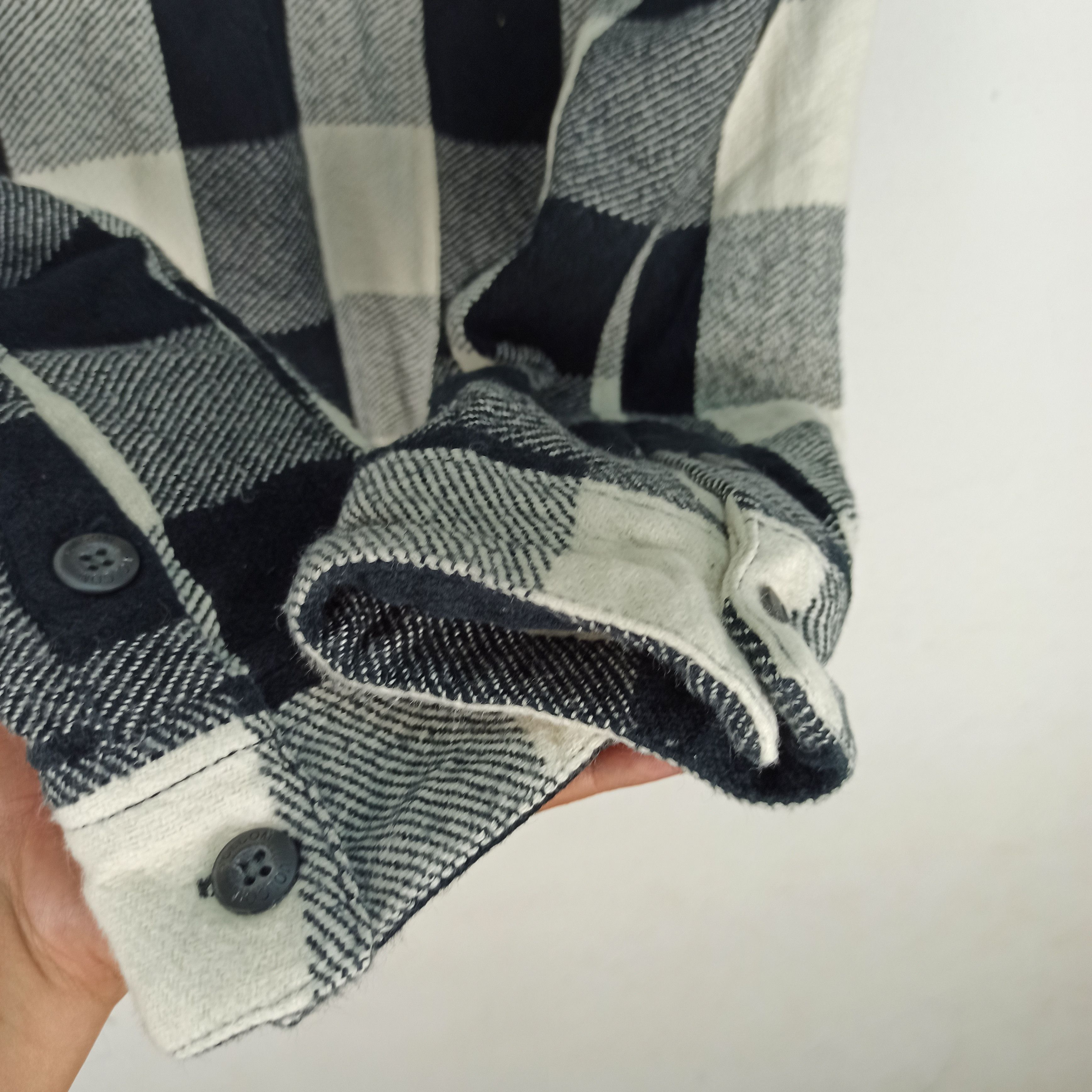Volcom Rare Flannel Volcom Streetwear Nice Design Size US M / EU 48-50 / 2 - 7 Thumbnail