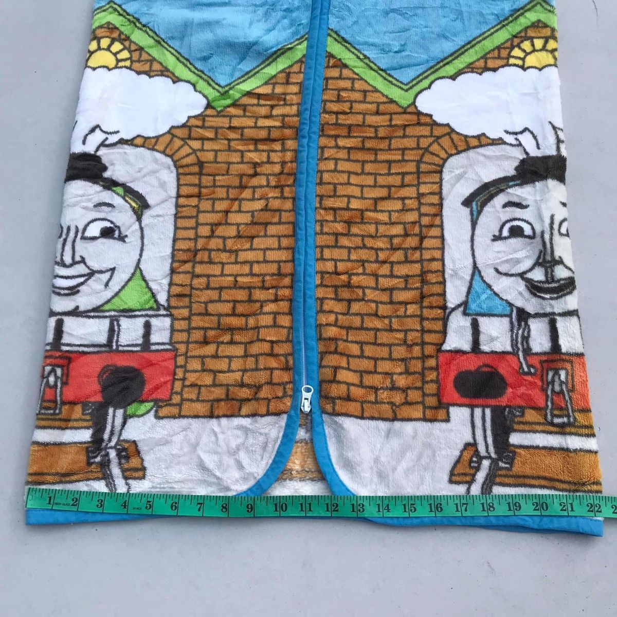 Anime 🔥Accept Binding🔥Thomas And Friends Fullprint Vests Wool Size US L / EU 52-54 / 3 - 6 Thumbnail