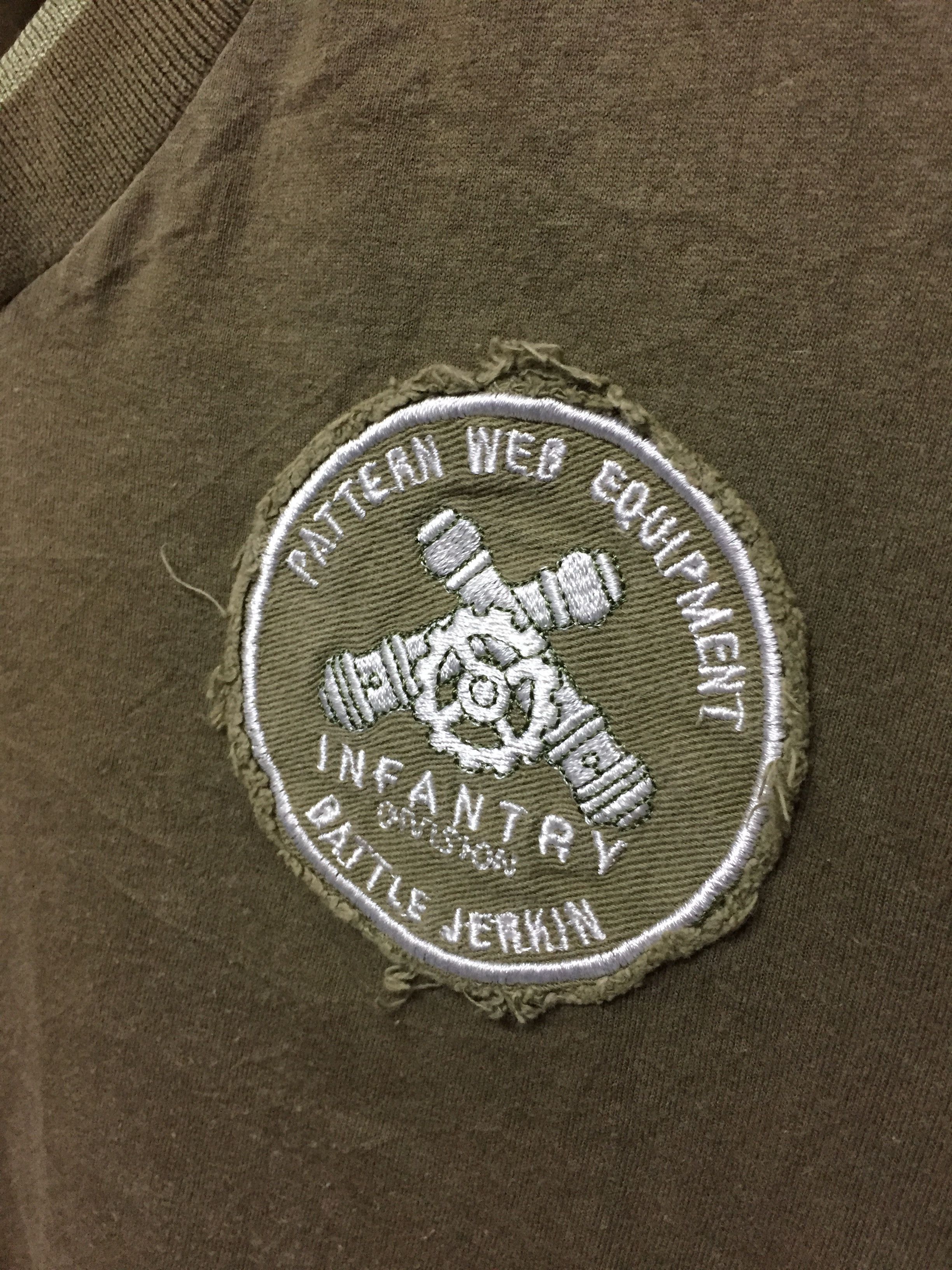 Dolce & Gabbana Vtg Dolce & Gabbana olive patch logo LS Size US M / EU 48-50 / 2 - 4 Thumbnail