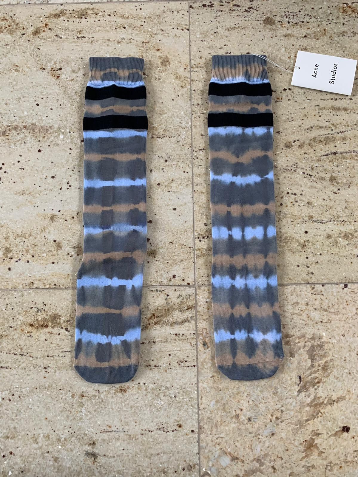 Acne Studios Nasaya S Dye Socks in Multicolor Size ONE SIZE - 2 Thumbnail