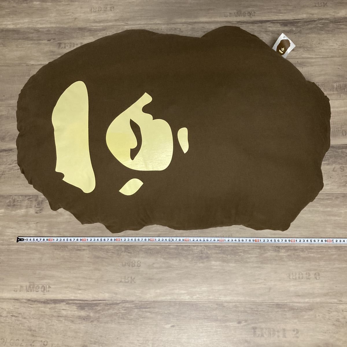 Bape 🔥NFS limited🔥 APE HEAD BIG cushion Pillow BAPE HOME NIGO Size ONE SIZE - 7 Thumbnail