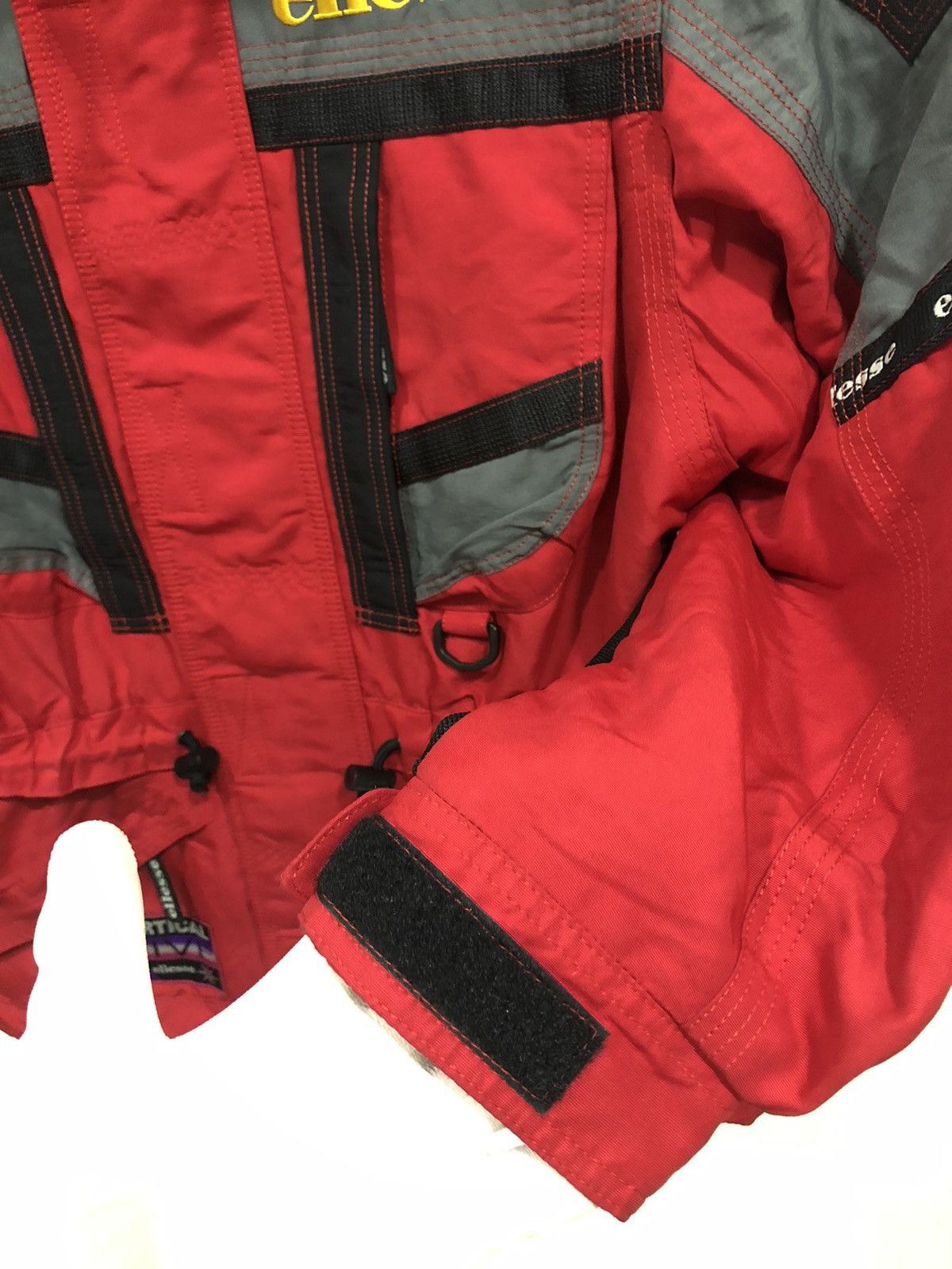 Ellesse Vintage Ellesse Sky Jacket by GoldWin Size US S / EU 44-46 / 1 - 7 Thumbnail