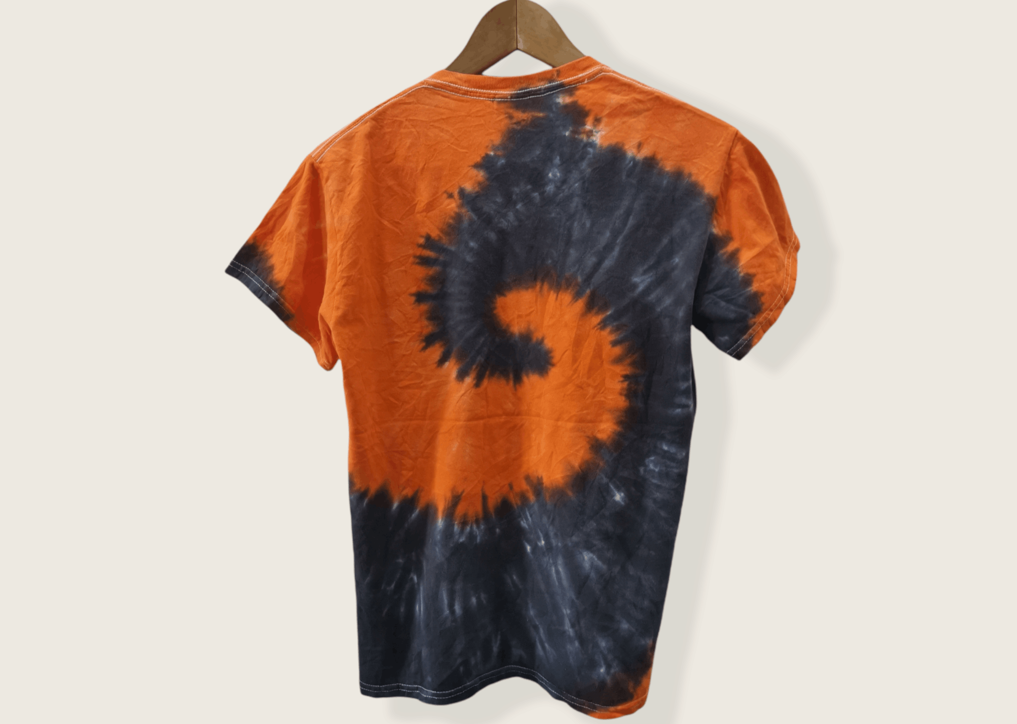 Gildan Tiger Volleyball Tie-Dye Shirt x Custom Size US S / EU 44-46 / 1 - 4 Thumbnail