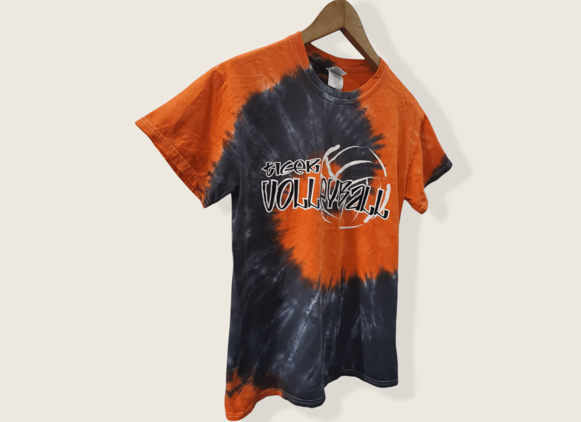 Gildan Tiger Volleyball Tie-Dye Shirt x Custom Size US S / EU 44-46 / 1 - 3 Thumbnail