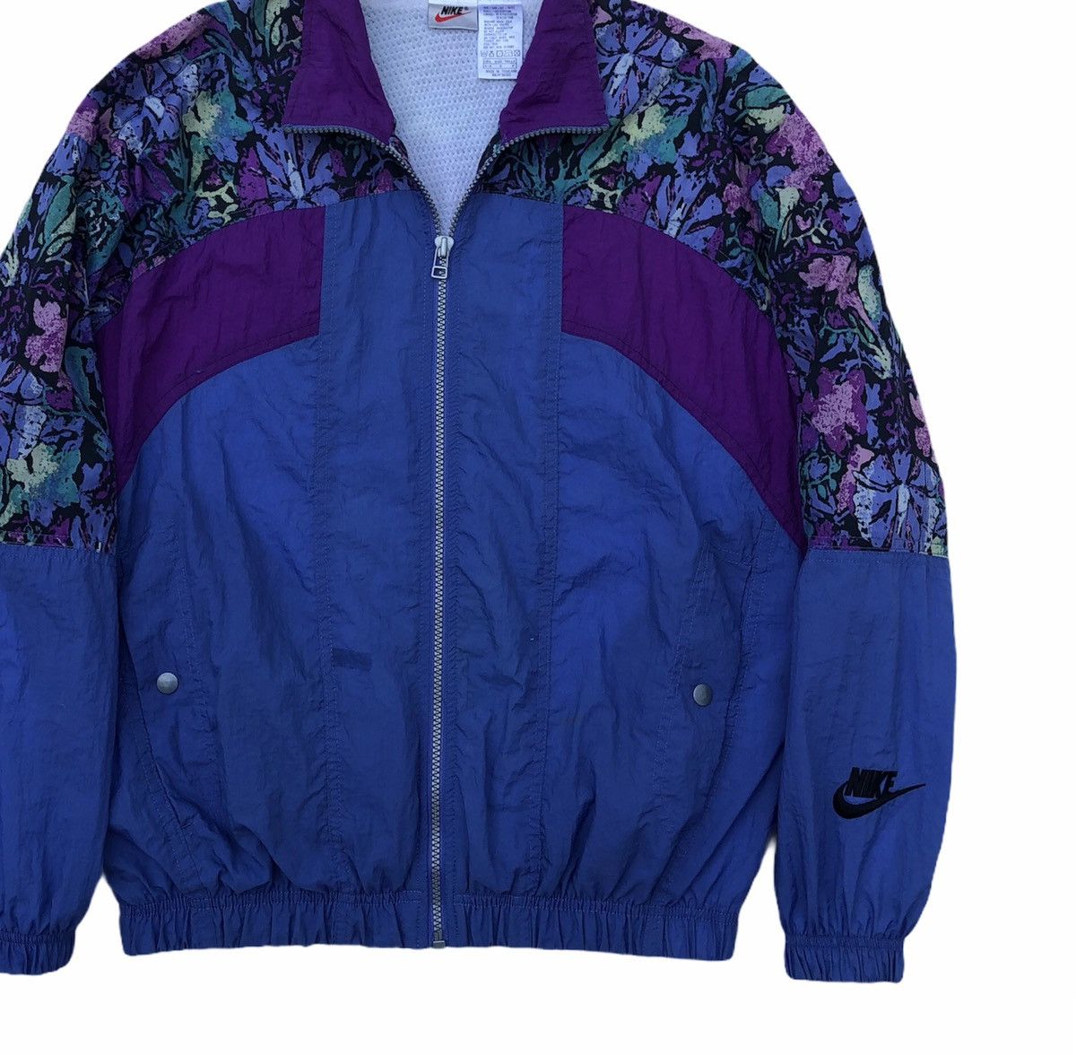 Nike Vintage Nike GTI Nylon Windbreaker Women Jacket Size S / US 4 / IT 40 - 8 Thumbnail