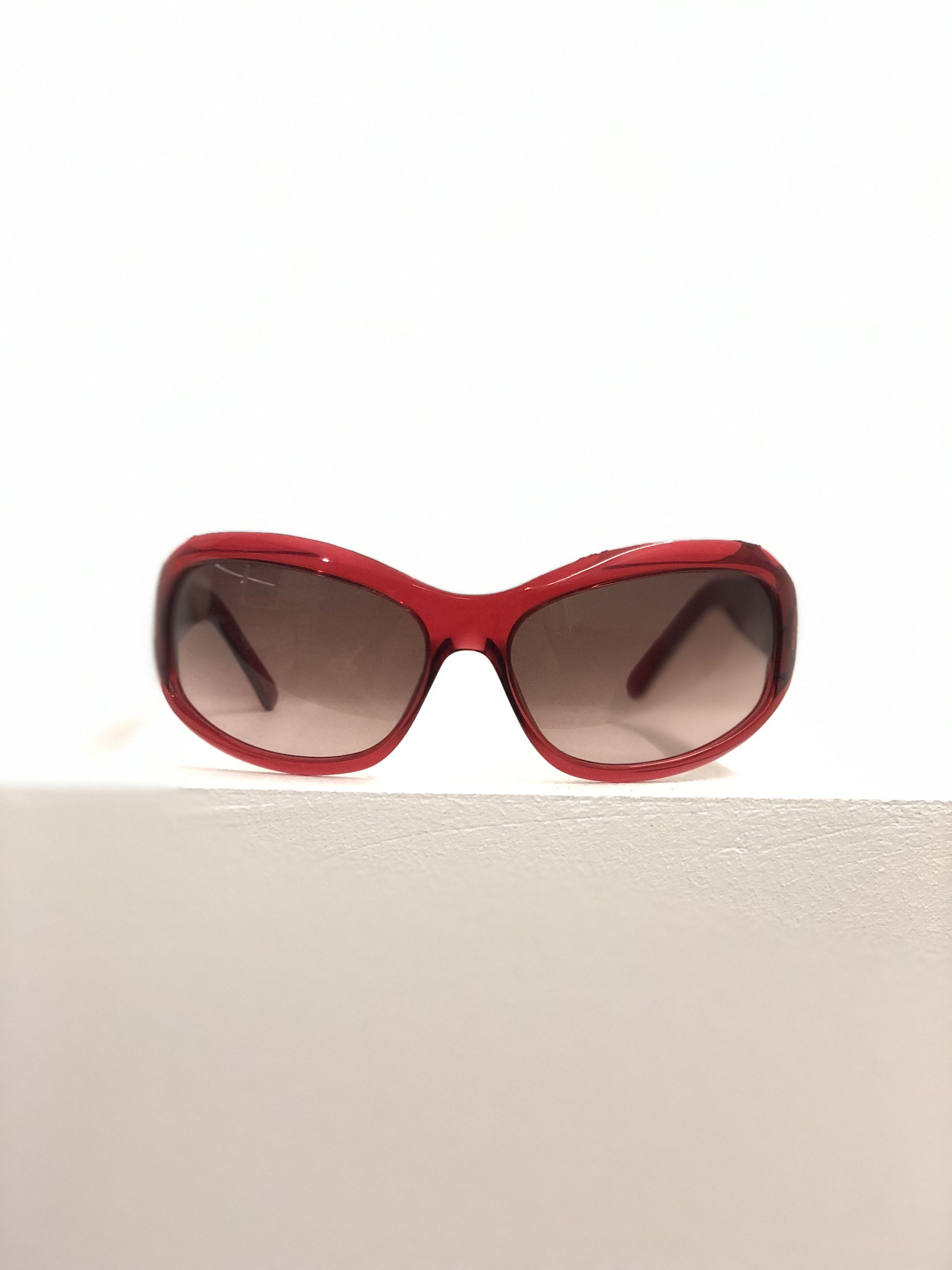 Loewe Red Sunglasses Size ONE SIZE - 1 Thumbnail