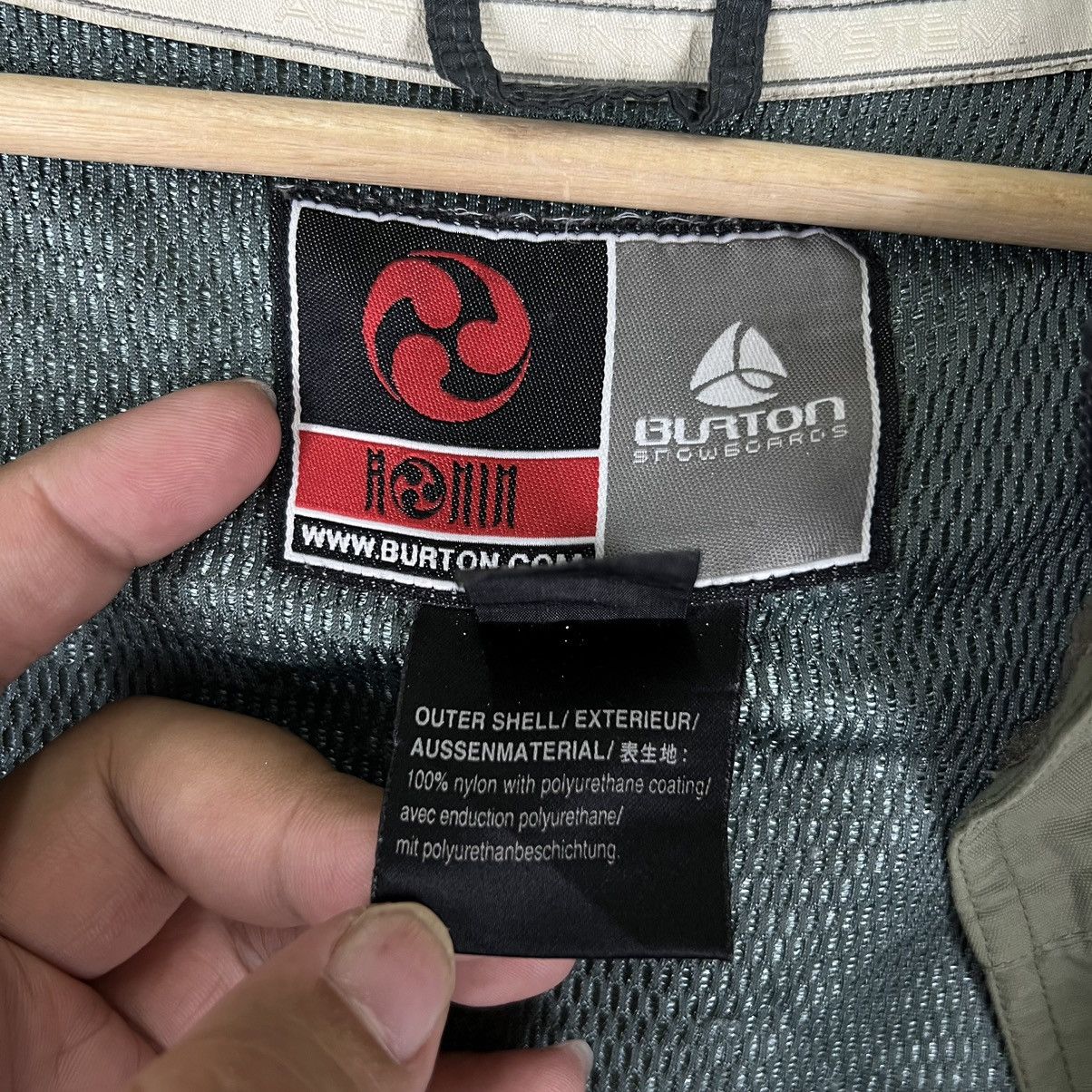 Japanese Brand RARE SURVIVAL JACKET BURTON HOODIE Size US M / EU 48-50 / 2 - 12 Thumbnail