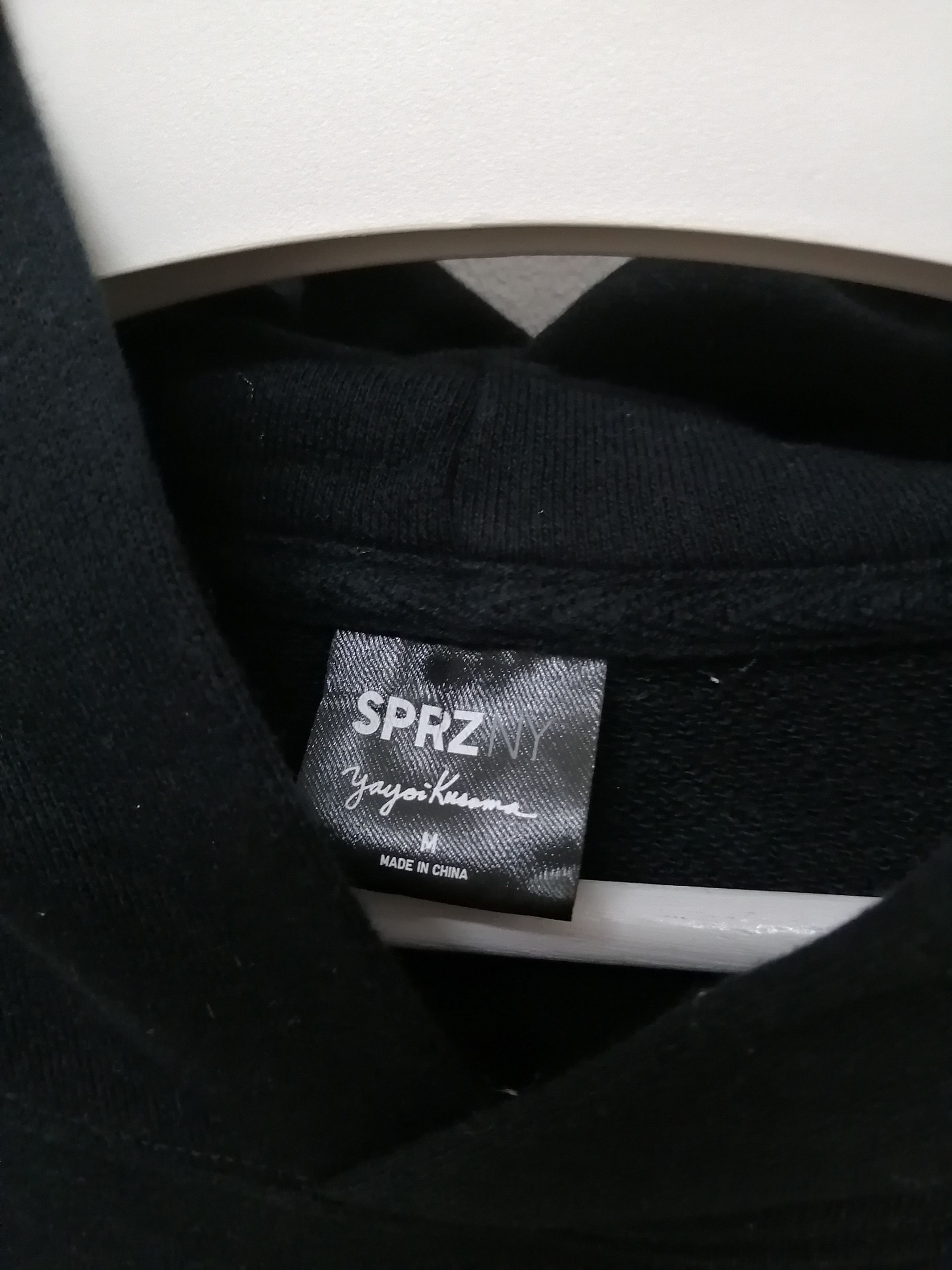 Yayoi Kusama YAYOI KUSAMA x SPRZNY x UNIQLO Hoodie Size US M / EU 48-50 / 2 - 4 Thumbnail