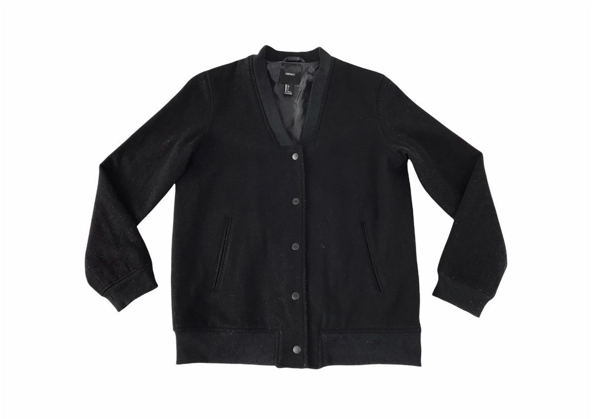 image of Vintage Forever 21 Varsity Jacket Snap Button in Black, Men's (Size Medium)