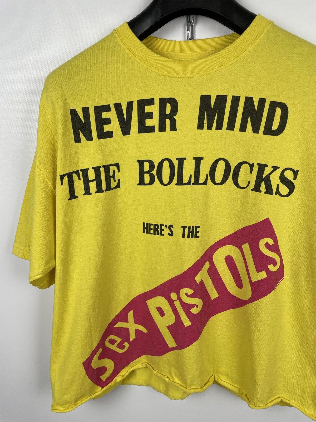 Band Tees × Vintage Vintage 00s Sex Pistols ‘Never Mind The Bollocks’ Band Tee Size US XL / EU 56 / 4 - 2 Thumbnail