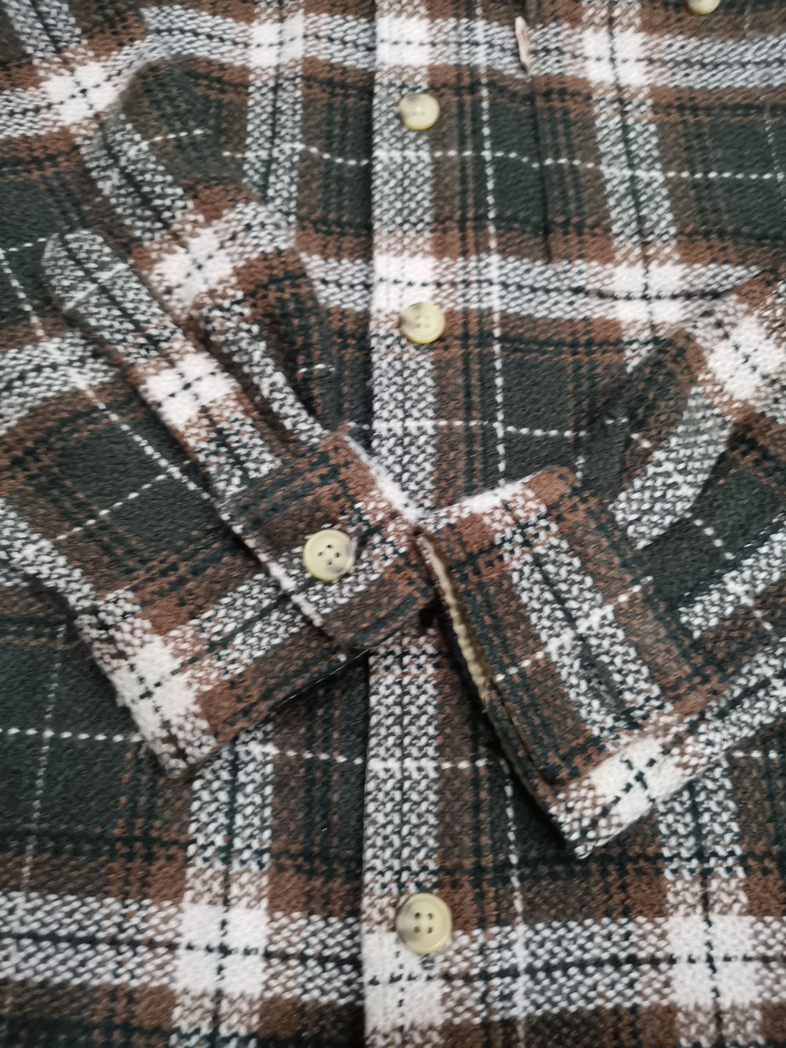 Hanes × Vintage 🔥Vintage🔥Hanes Flannel Size US L / EU 52-54 / 3 - 9 Thumbnail