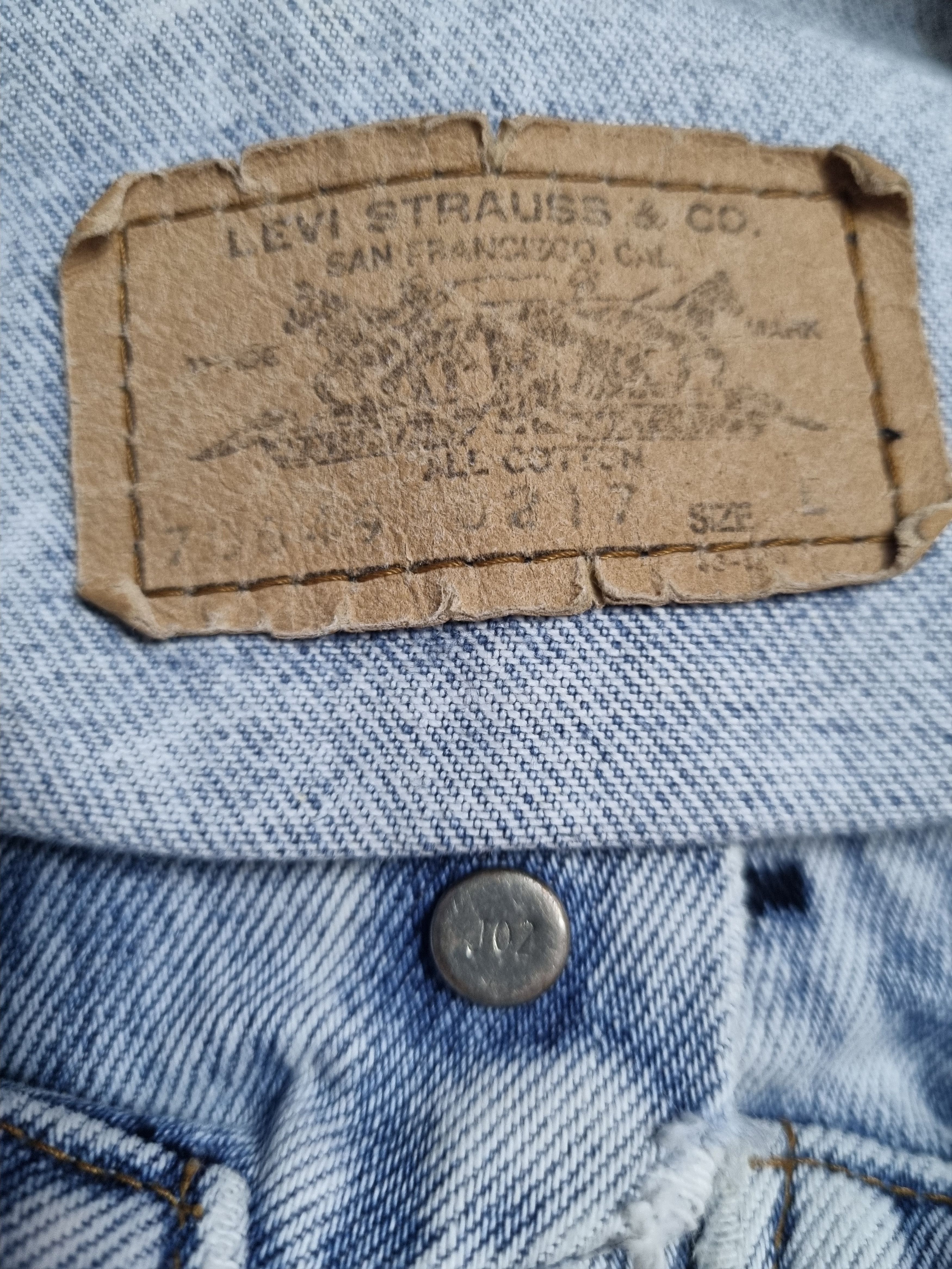 Levi's Vintage Clothing Levis Trucker Jacket Acid Wash Vintage Distress Size US L / EU 52-54 / 3 - 12 Thumbnail