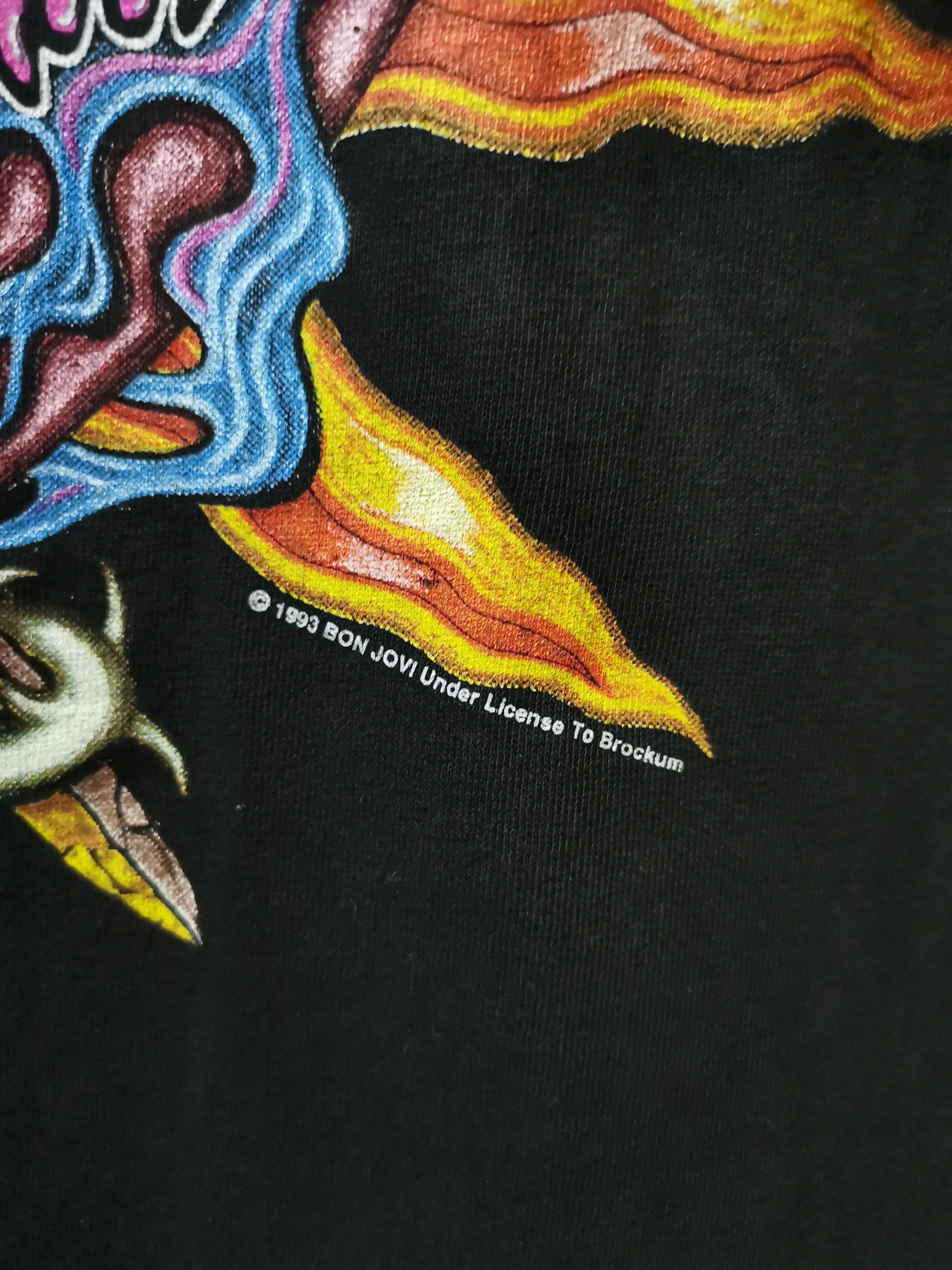 Band Tees × Vintage 🔥Band Tees Steals🔥 Vintage Bon Jovi Tees - CROSS ✝️ Size US L / EU 52-54 / 3 - 10 Thumbnail