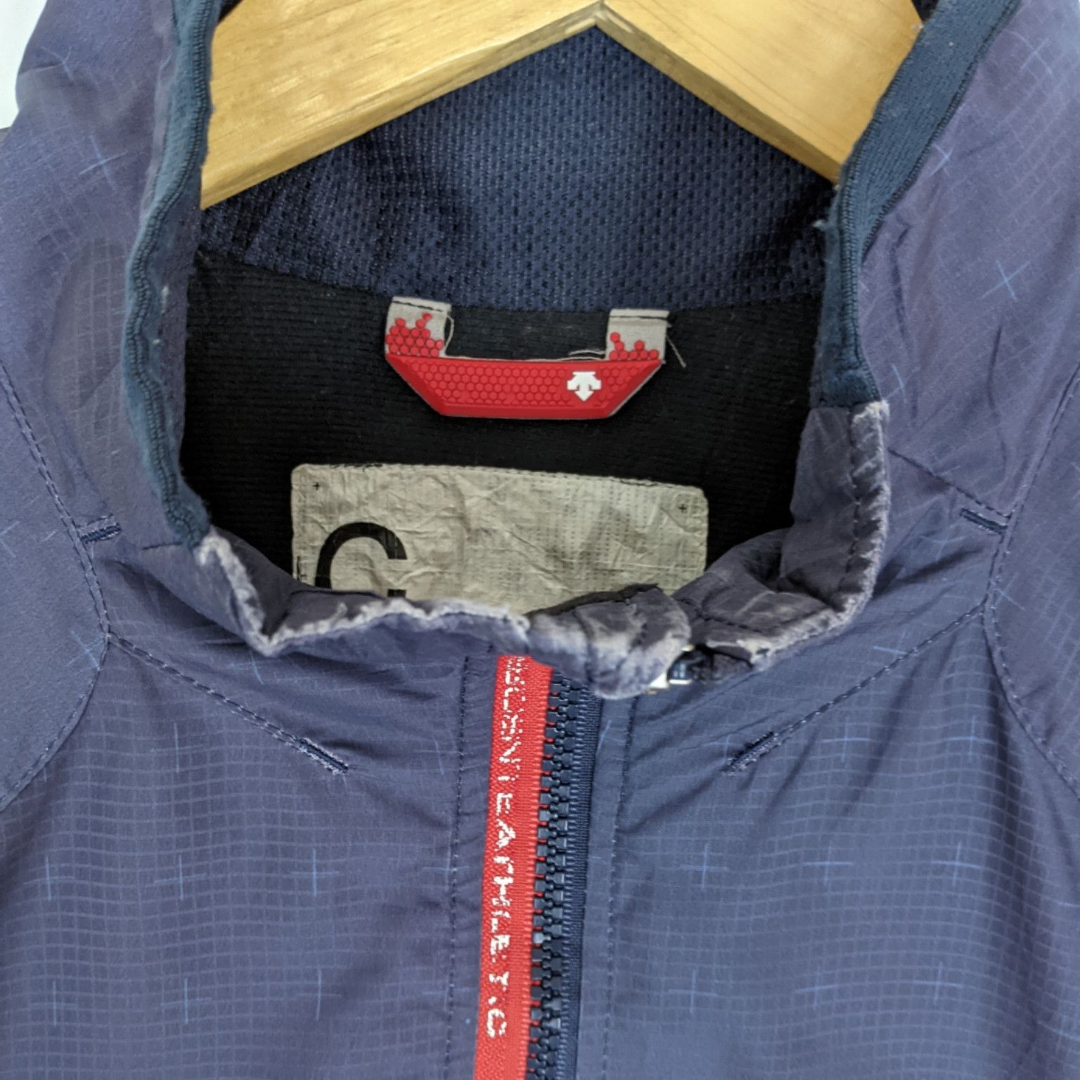 Descente × Japanese Brand DESCENTE Tracksuit Windbreaker Cosmic Thermo Jacket Size US L / EU 52-54 / 3 - 15 Thumbnail