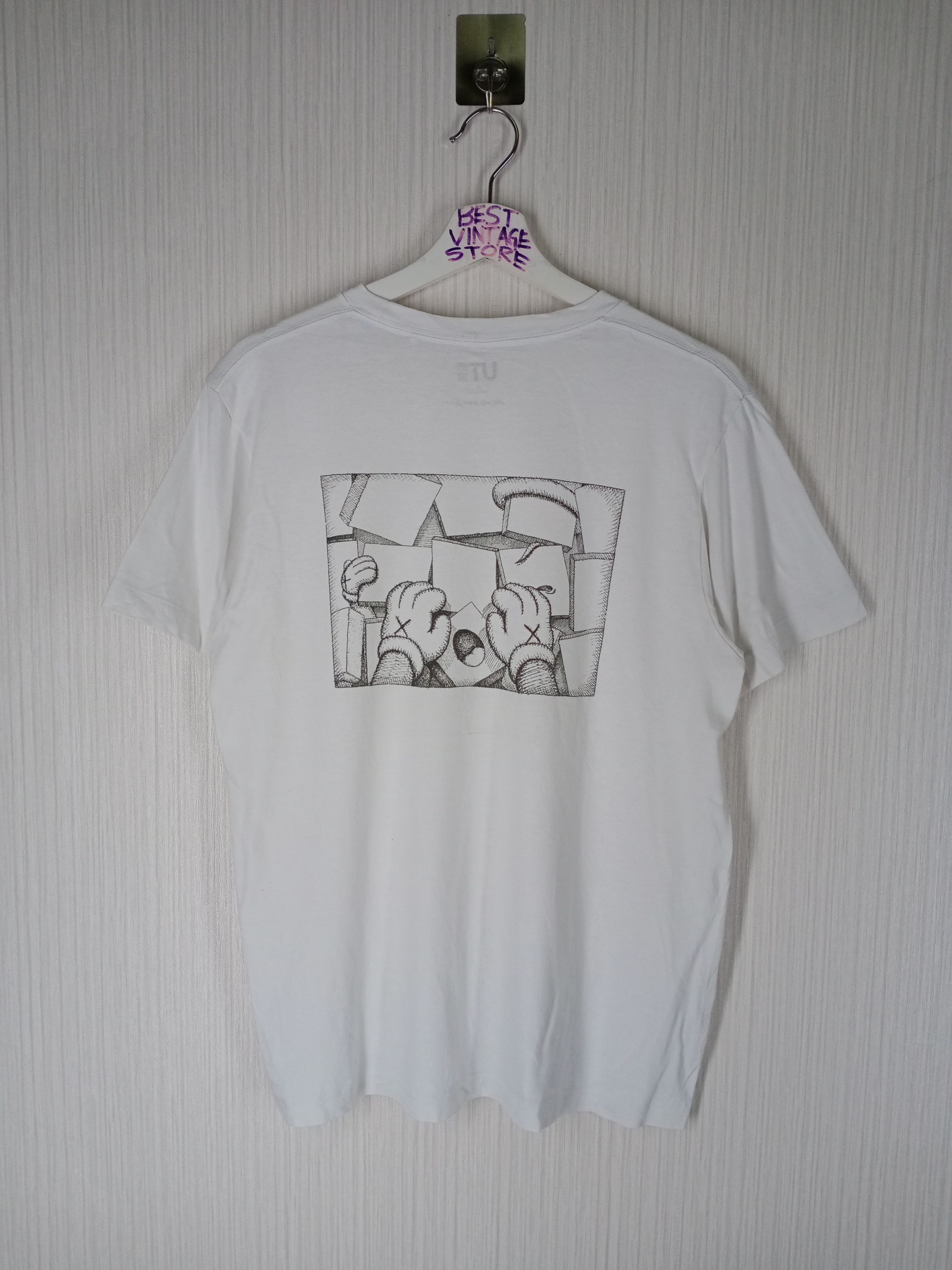 Kaws × Uniqlo Kaws X Uniqlo Single Pocket Size US M / EU 48-50 / 2 - 1 Thumbnail