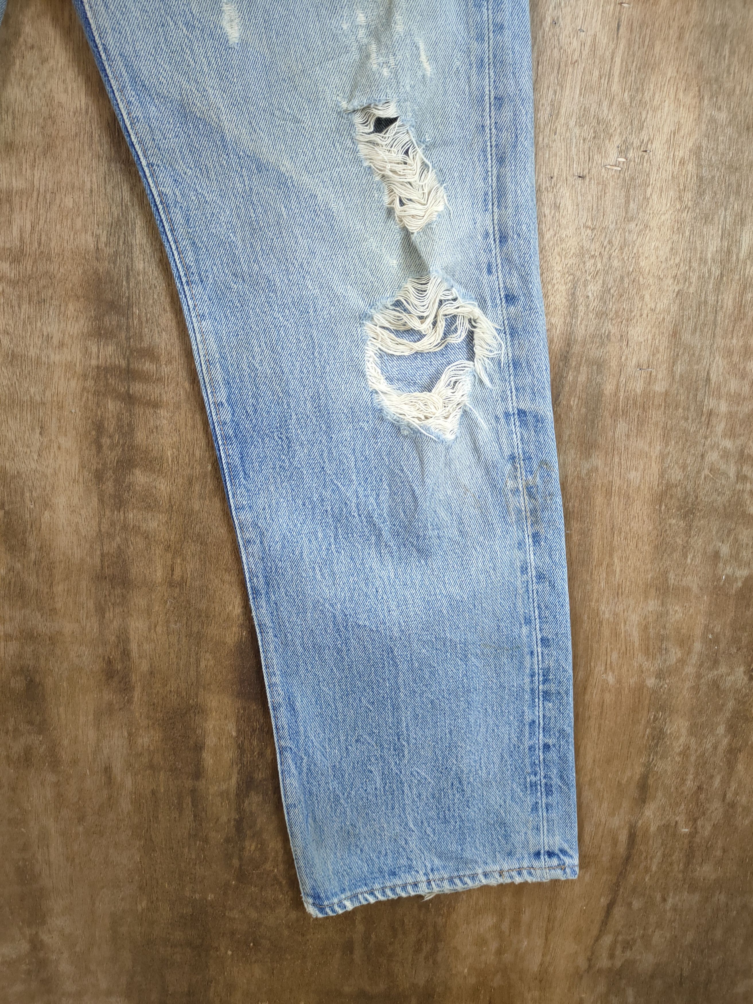 Levi's DL 80' 501 levis vintage single digit ripped denim #46-828 Size US 30 / EU 46 - 2 Thumbnail