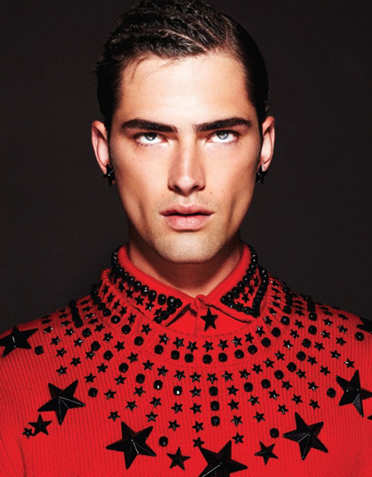 Givenchy Red Swarovski Beads and Stars Sweater Size US M / EU 48-50 / 2 - 5 Thumbnail