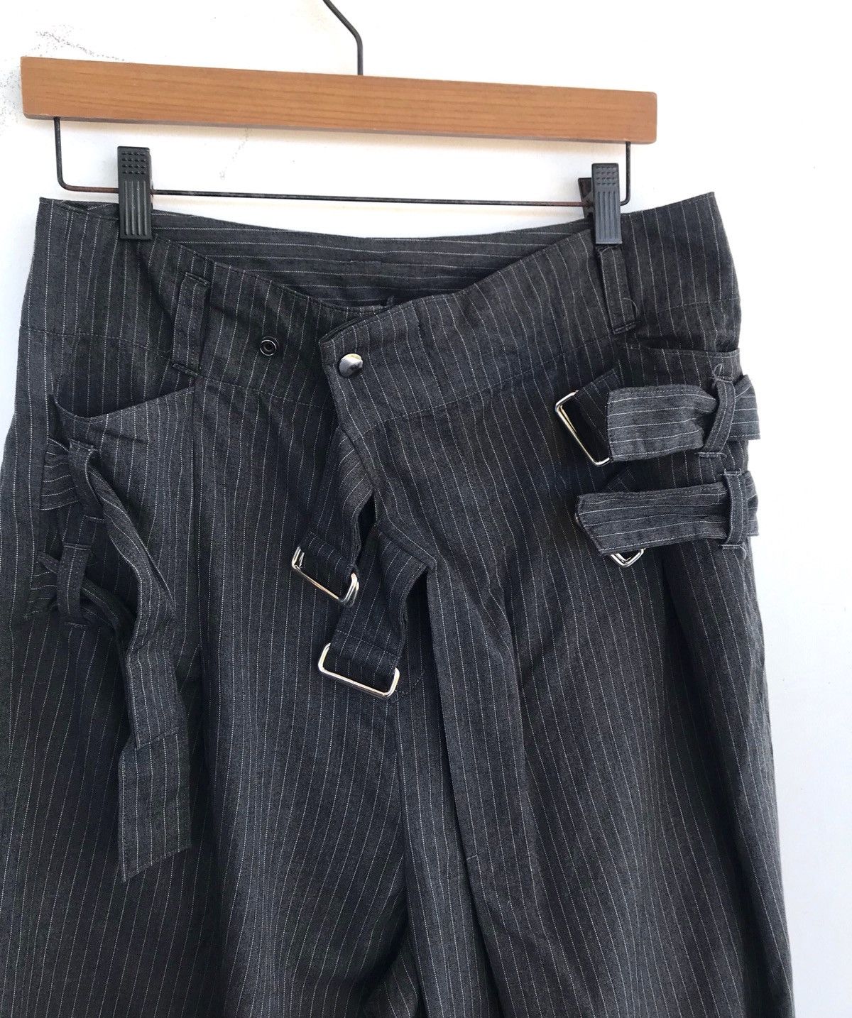 Japanese Brand Japanese Brand GGD Buckle Stripe Casual Balloon Pants Style Size US 32 / EU 48 - 3 Thumbnail