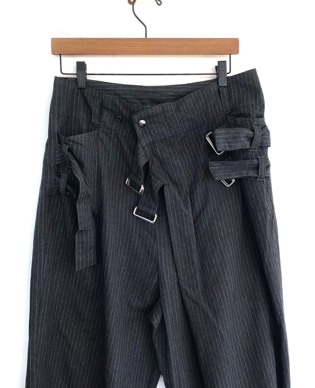 Japanese Brand Japanese Brand GGD Buckle Stripe Casual Balloon Pants Style Size US 32 / EU 48 - 2 Thumbnail