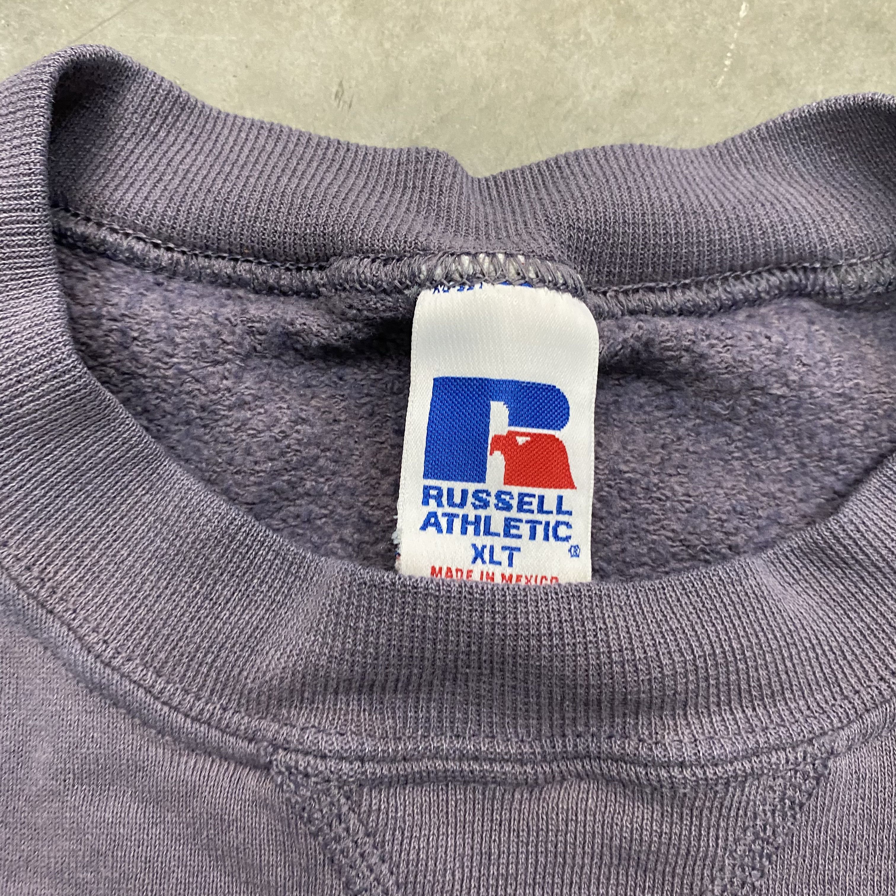 Russell Athletic × Vintage VTG 90s Faded Lilac Russell Athletic Blank Sweatshirt Size US XL / EU 56 / 4 - 4 Thumbnail