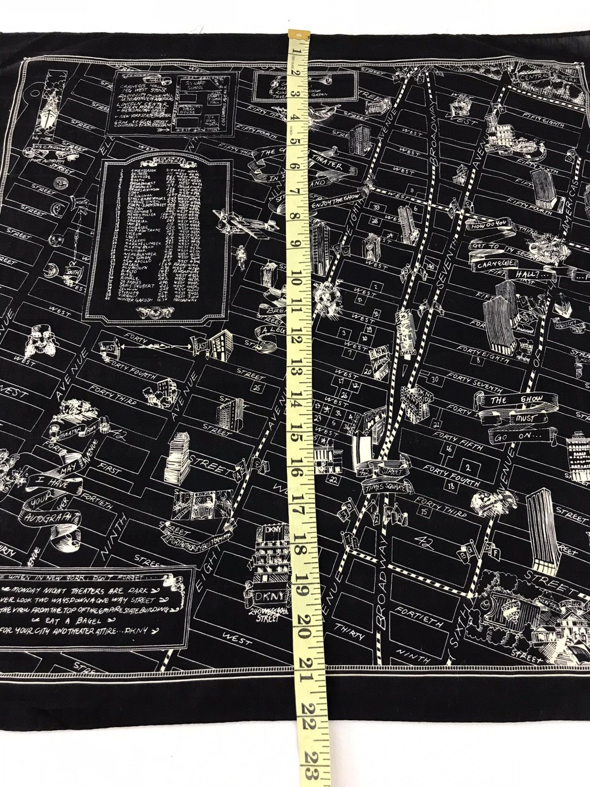 DKNY × Designer × Vintage Vintage DKNY Donna Karan New York Theather NY Handkerchief Size ONE SIZE - 7 Thumbnail