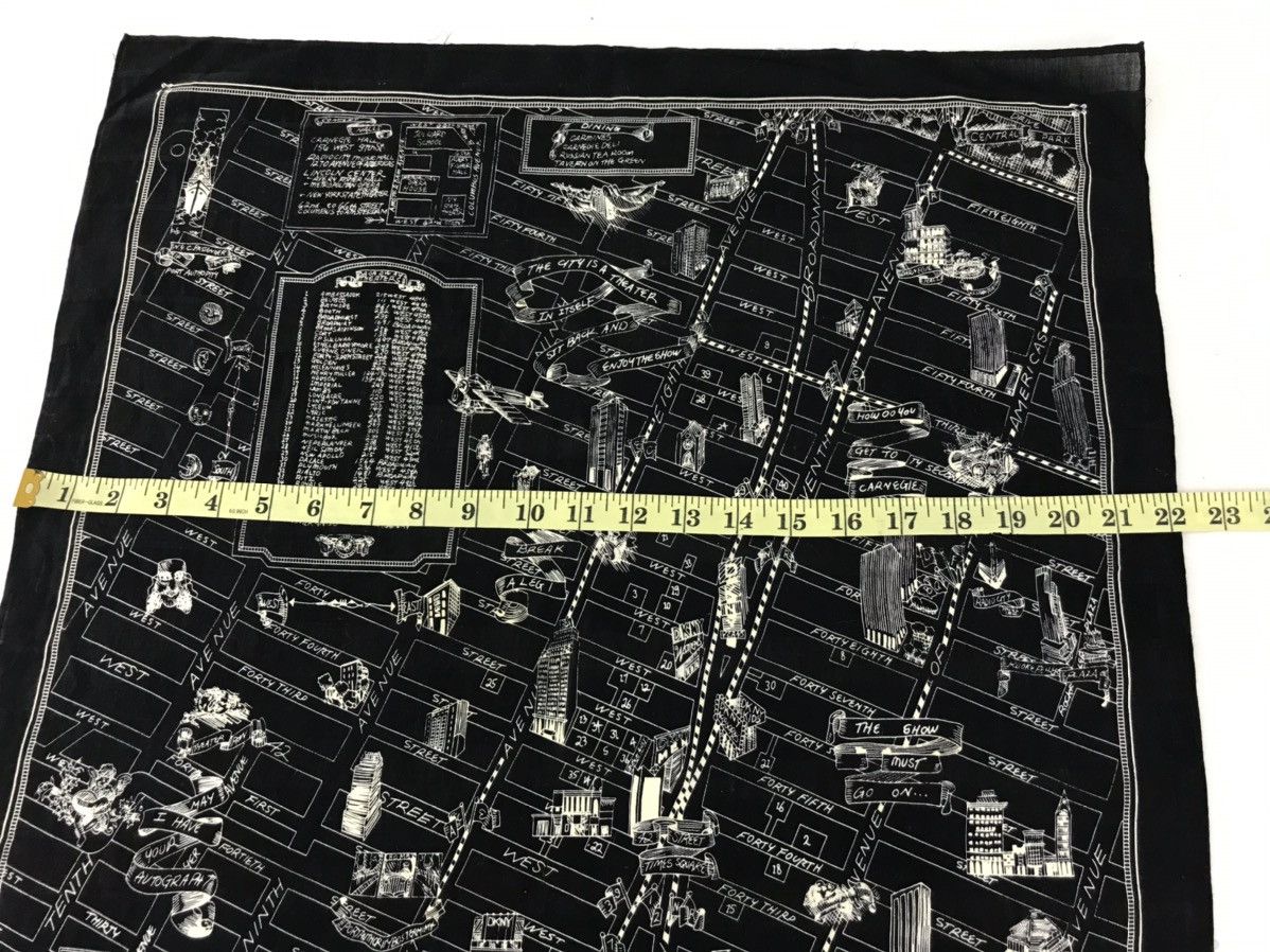 DKNY × Designer × Vintage Vintage DKNY Donna Karan New York Theather NY Handkerchief Size ONE SIZE - 6 Thumbnail