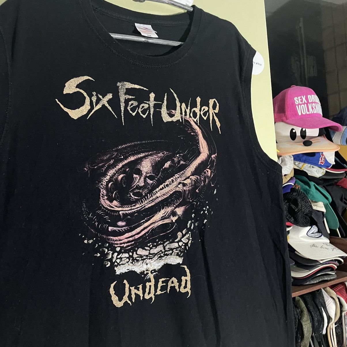 Vintage Vintage Y2K Six Feet Under Graphic Tee Horror Punk Dark XL Size US XL / EU 56 / 4 - 2 Thumbnail