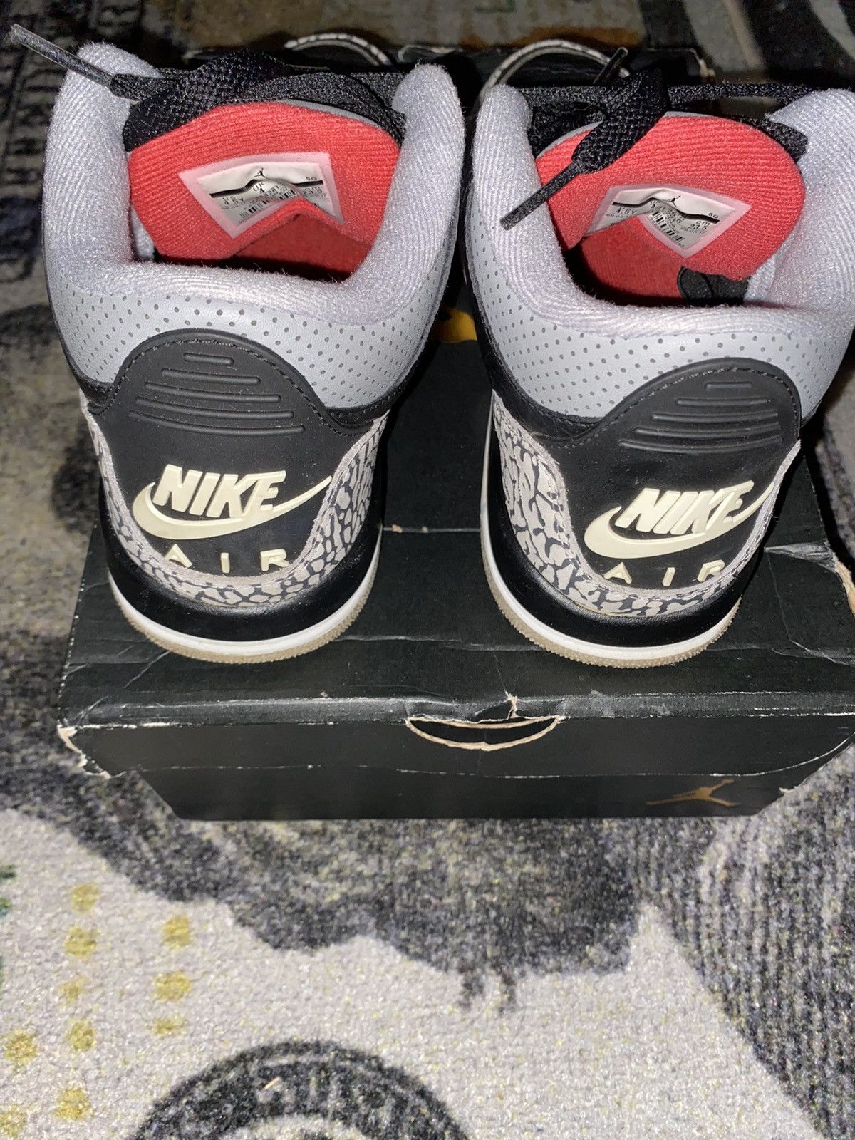 Jordan Brand × Nike Jordan 3 Retro Black Cement (2018) 4.5Y Grade School Size US 6 / IT 36 - 4 Thumbnail