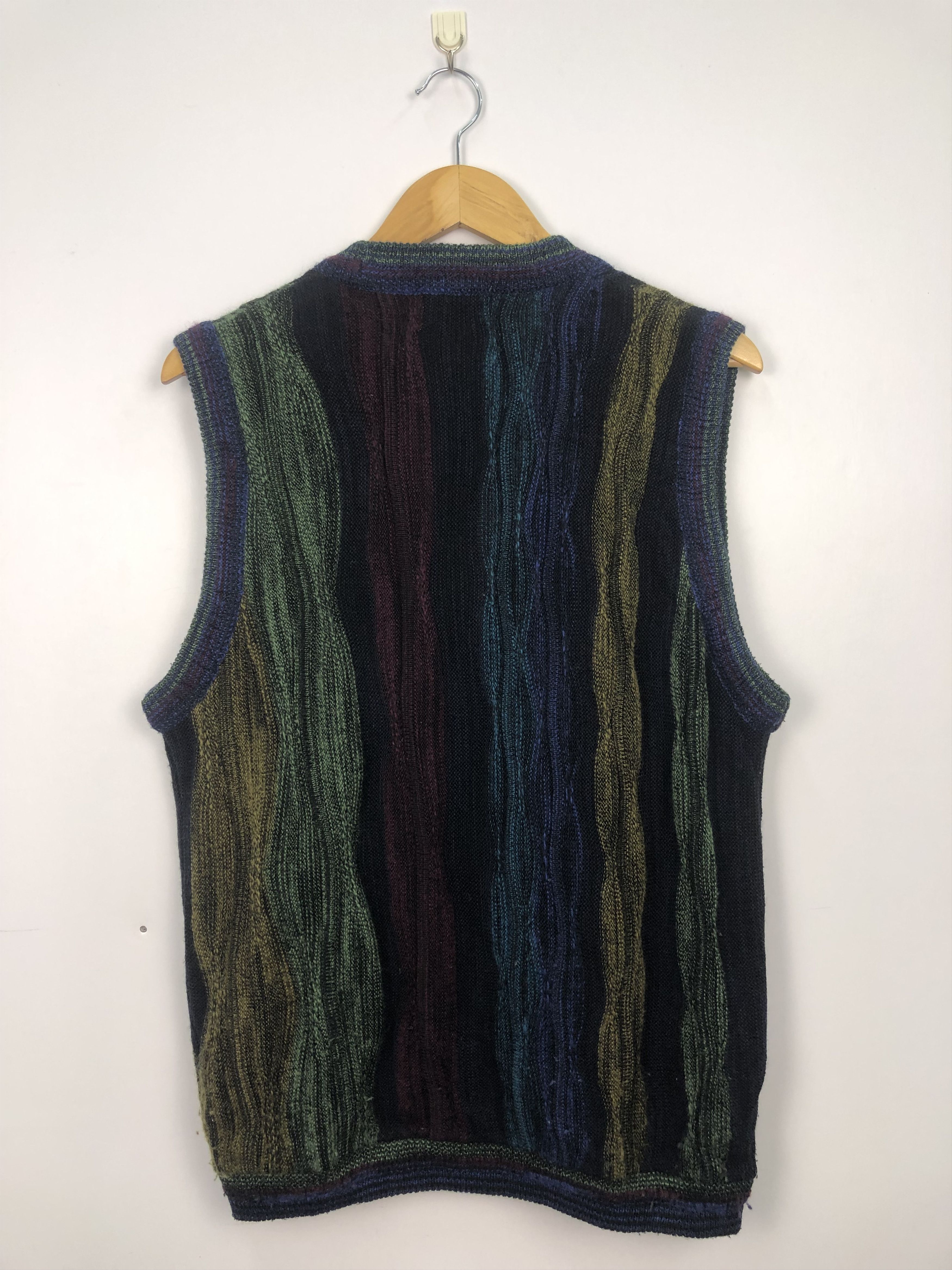 Vintage Vintage Japanese Brand Wool Vest Coogi Styled J0130 Size US S / EU 44-46 / 1 - 2 Thumbnail