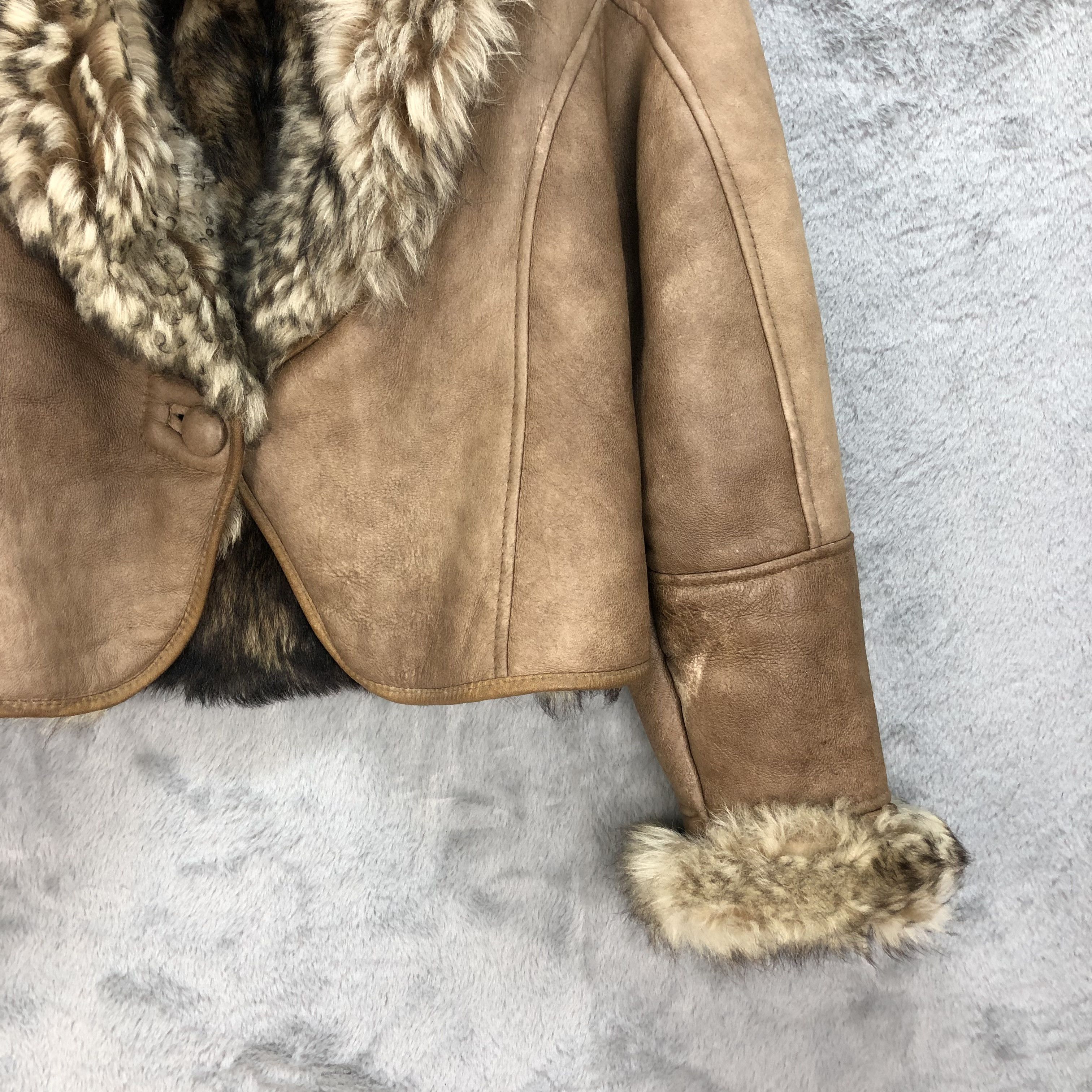 Vintage 90's Sheepskin Fur Suede Leather Jacket #5344-185 Size XS / US 0-2 / IT 36-38 - 5 Thumbnail