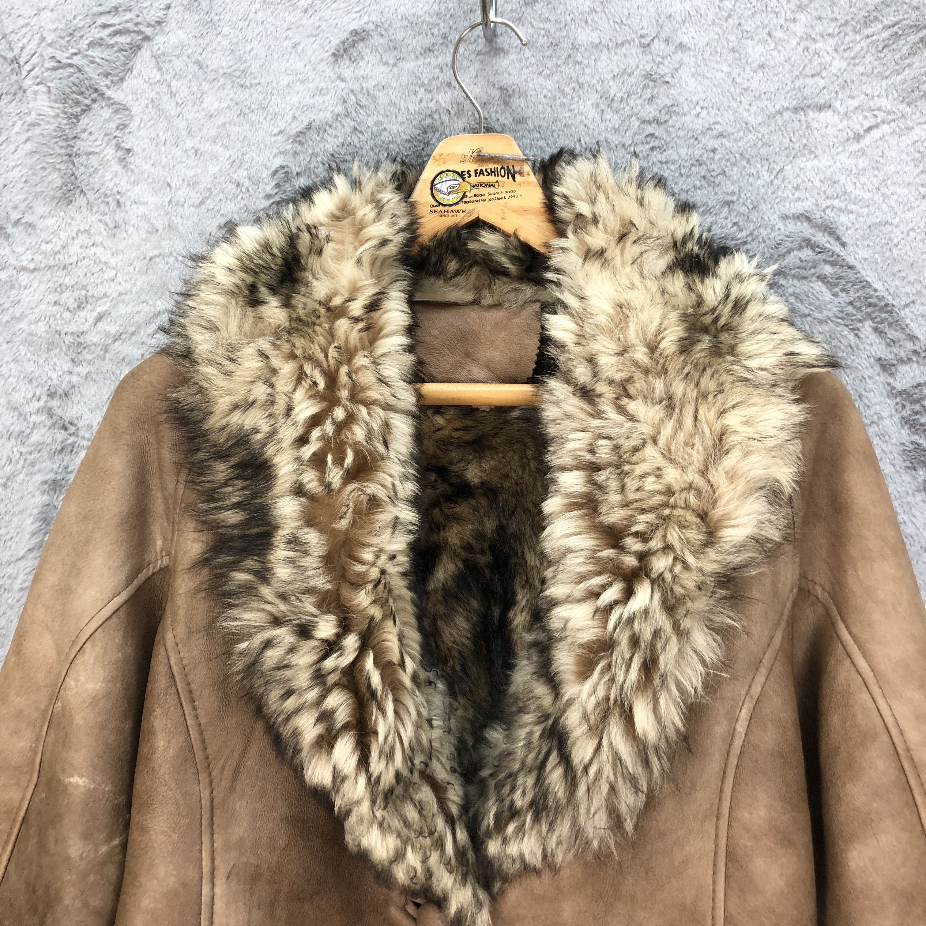 Vintage 90's Sheepskin Fur Suede Leather Jacket #5344-185 Size XS / US 0-2 / IT 36-38 - 2 Thumbnail