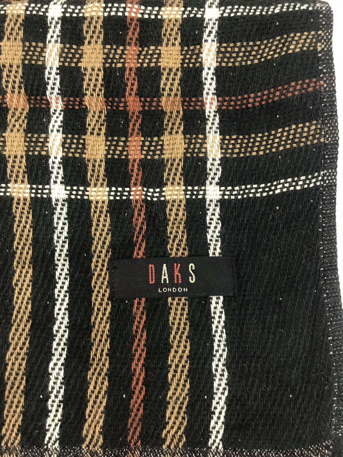 DAKS Vintage Daks London Plaid Checked Muffler Scarf Luxury Size ONE SIZE - 3 Thumbnail