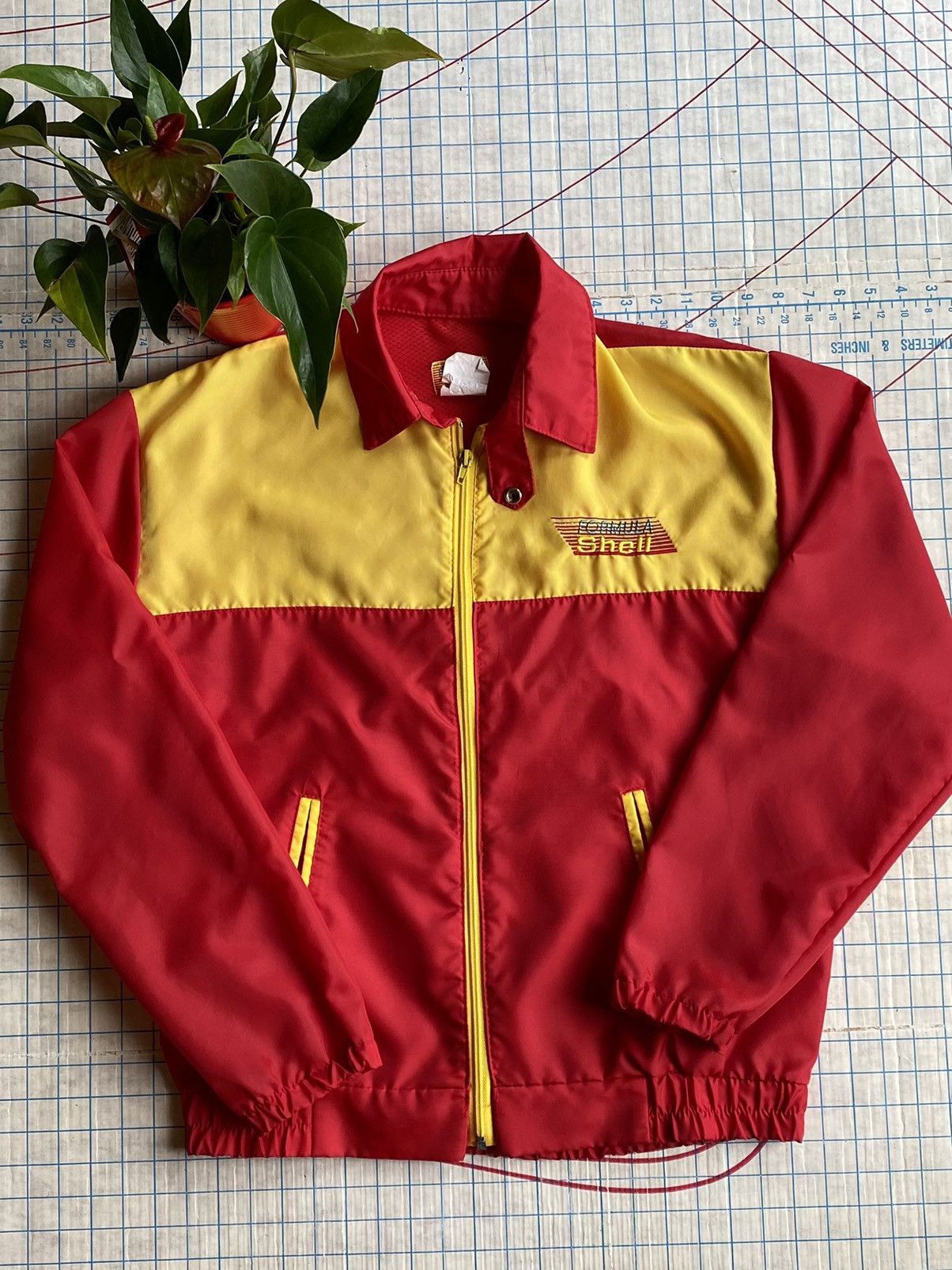 Vintage Vintage Formula Shell Racing Jacket Formula 1 Ferrari Size US L / EU 52-54 / 3 - 1 Thumbnail