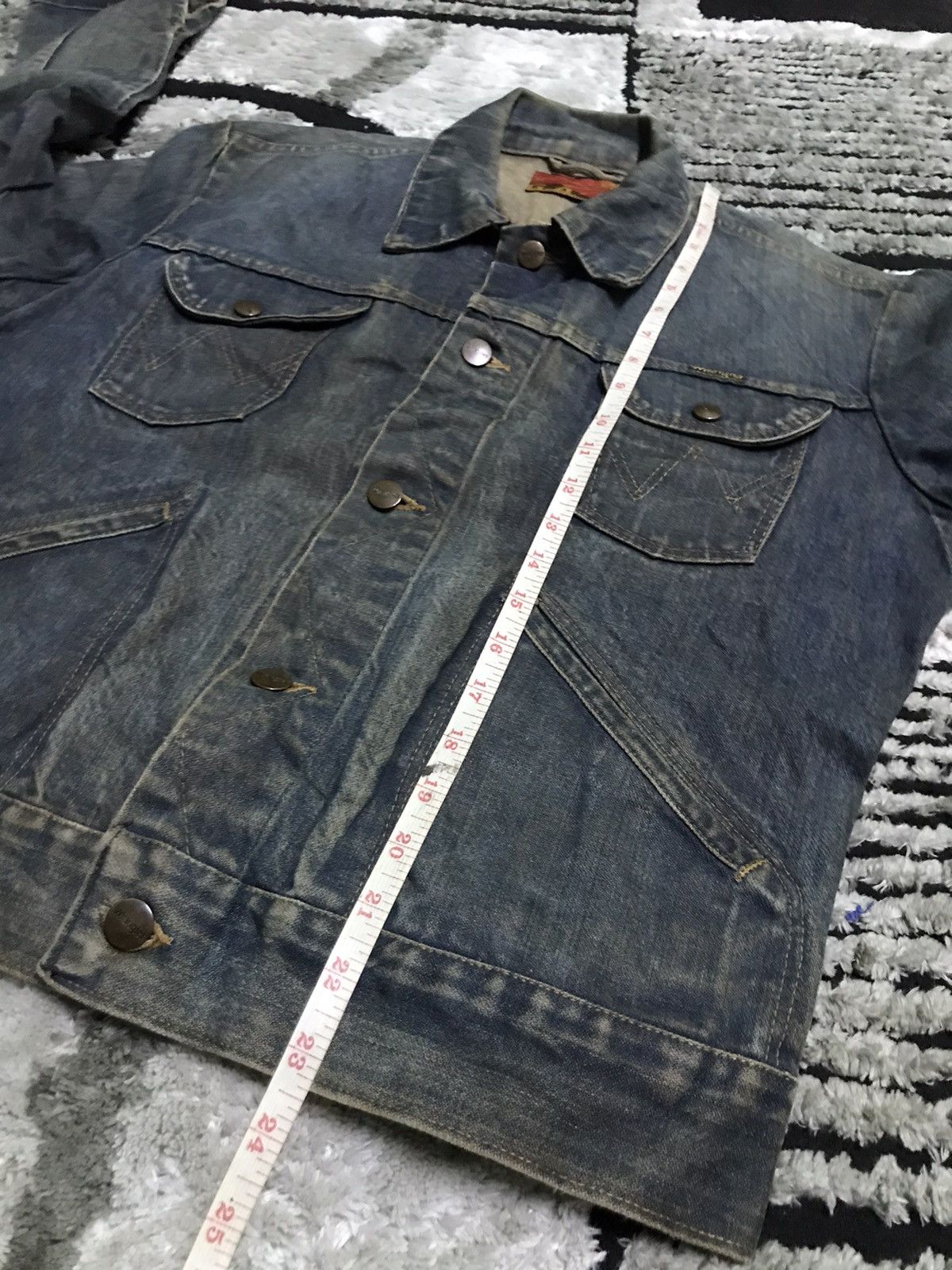 Vintage Vtg 80s Wrangler rusty wash trucker denim jacket Size US M / EU 48-50 / 2 - 11 Thumbnail