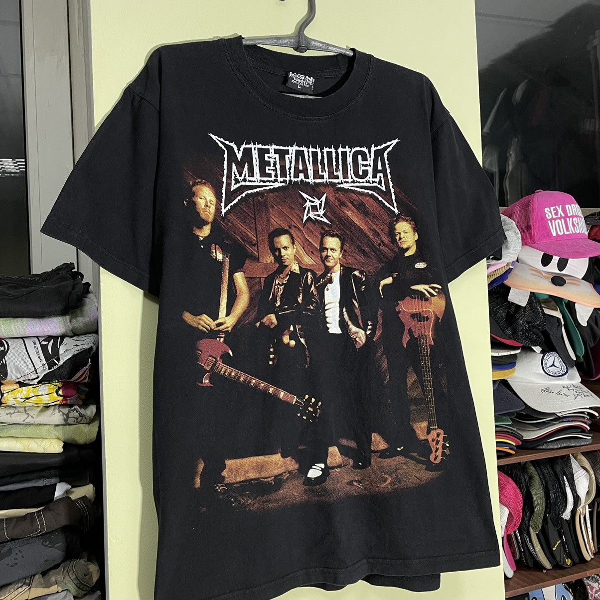 Band Tees Vintage Y2K Metallica Skulls Dead Face Band Rock Streetwear Size US L / EU 52-54 / 3 - 4 Thumbnail