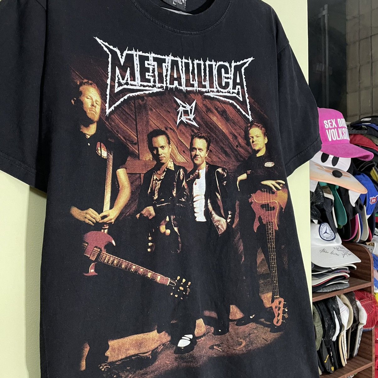 Band Tees Vintage Y2K Metallica Skulls Dead Face Band Rock Streetwear Size US L / EU 52-54 / 3 - 5 Thumbnail