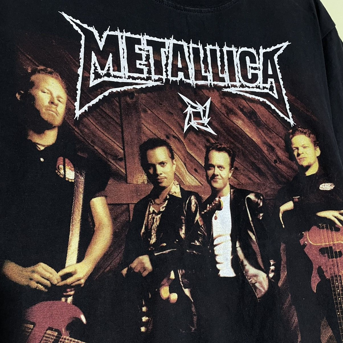 Band Tees Vintage Y2K Metallica Skulls Dead Face Band Rock Streetwear Size US L / EU 52-54 / 3 - 6 Thumbnail