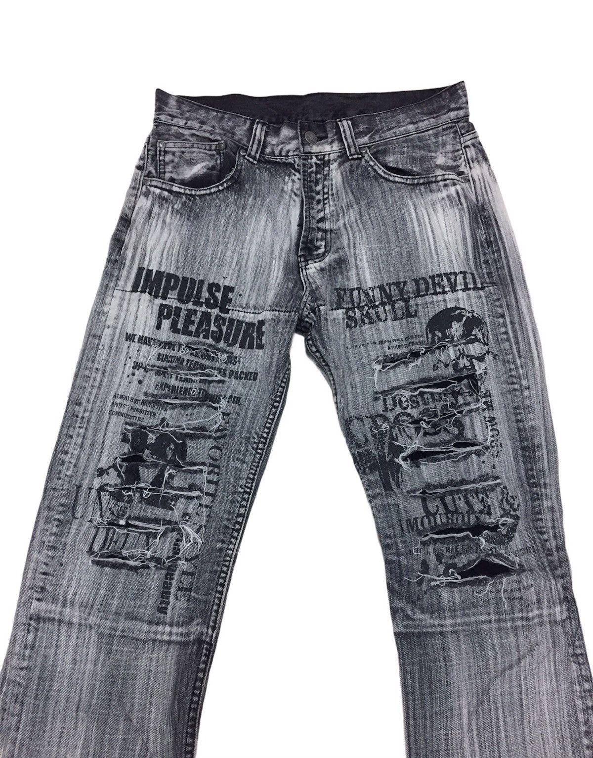 Other Distressed Devil Skull Jeans Size US 31 - 2 Thumbnail