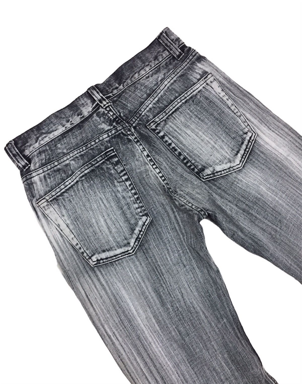 Other Distressed Devil Skull Jeans Size US 31 - 4 Thumbnail