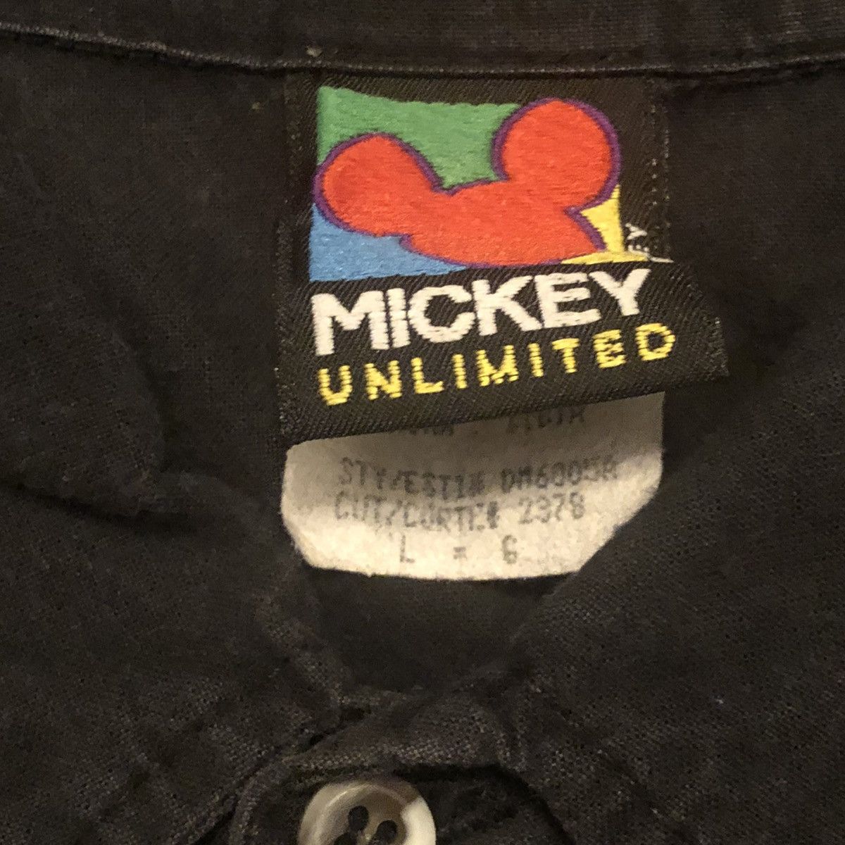 Disney × Mickey Unlimited × Vintage Vintage 90s Disney Mickey Unlimited button up pocket Shirt L Size US L / EU 52-54 / 3 - 4 Thumbnail